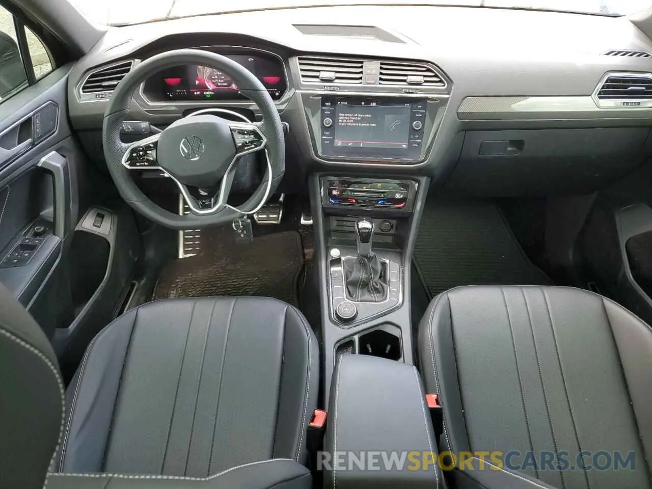 8 fotografías del automóvil dañado 3VV8B7AXXRM063670 VOLKSWAGEN TIGUAN 2024