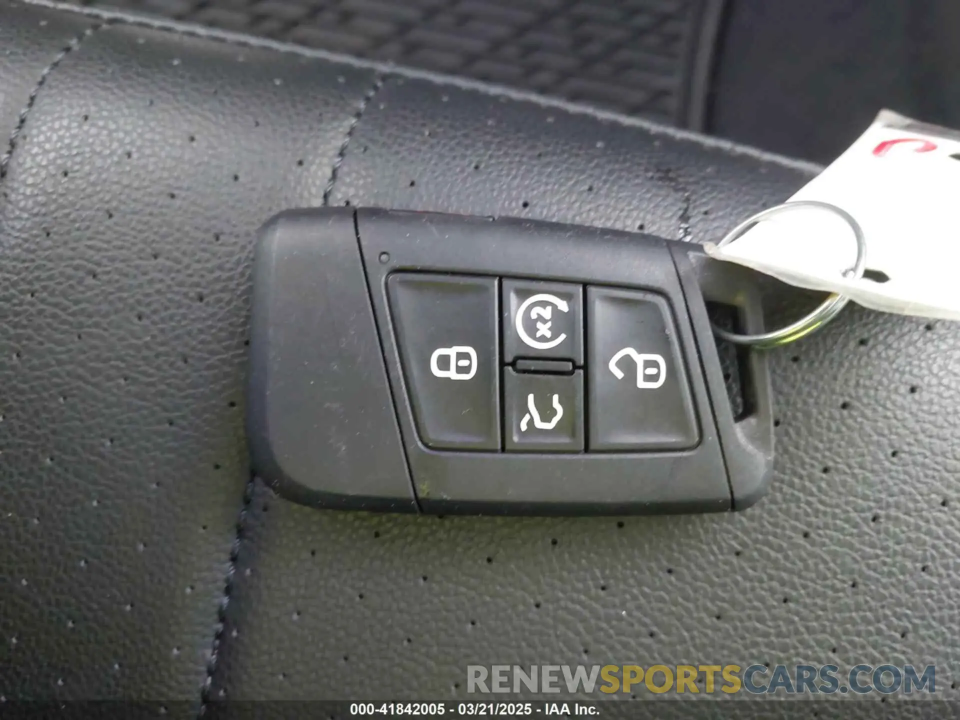 11 fotografías del automóvil dañado 3VV8B7AXXRM116335 VOLKSWAGEN TIGUAN 2024