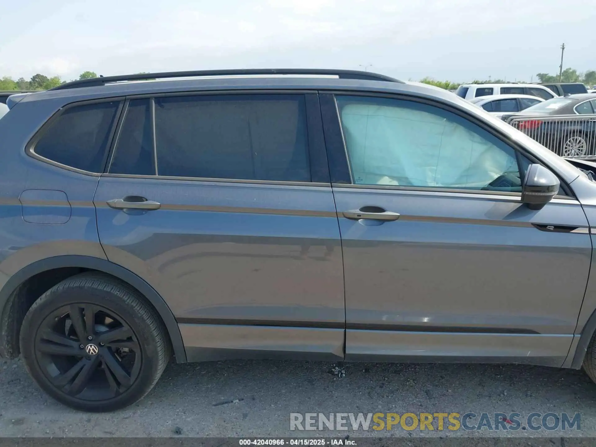 13 fotografías del automóvil dañado 3VVCB7AX3RM072205 VOLKSWAGEN TIGUAN 2024