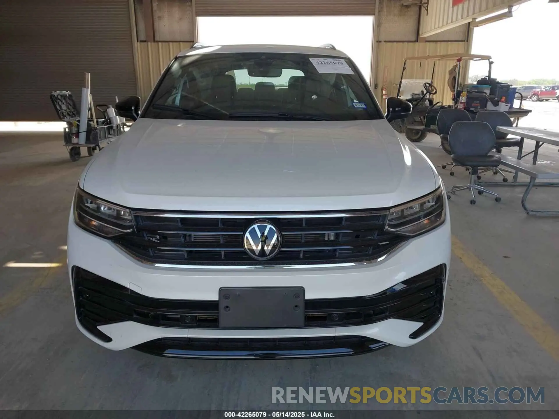12 fotografías del automóvil dañado 3VVCB7AX4RM108239 VOLKSWAGEN TIGUAN 2024