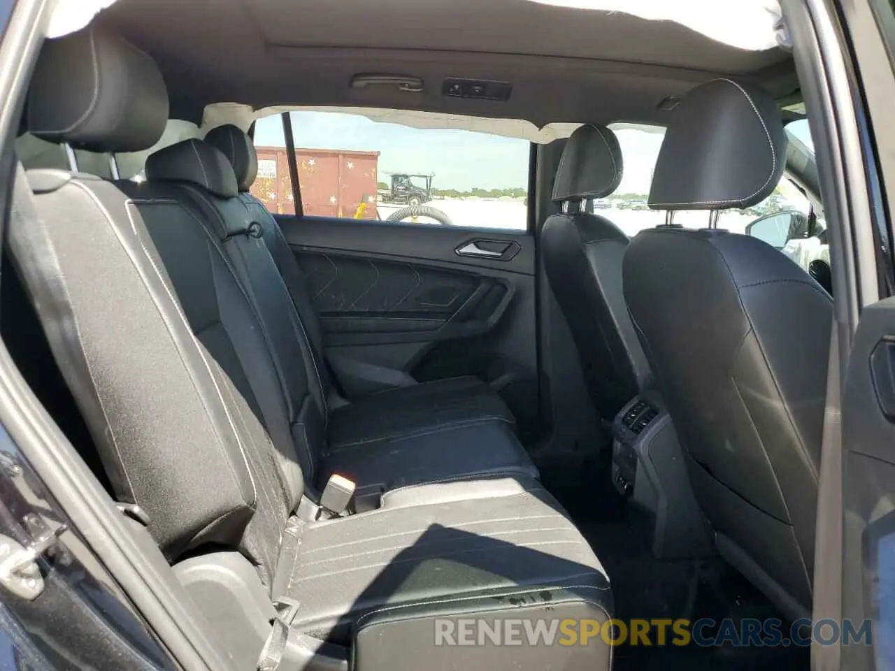 11 fotografías del automóvil dañado 3VVCB7AXXRM090412 VOLKSWAGEN TIGUAN 2024