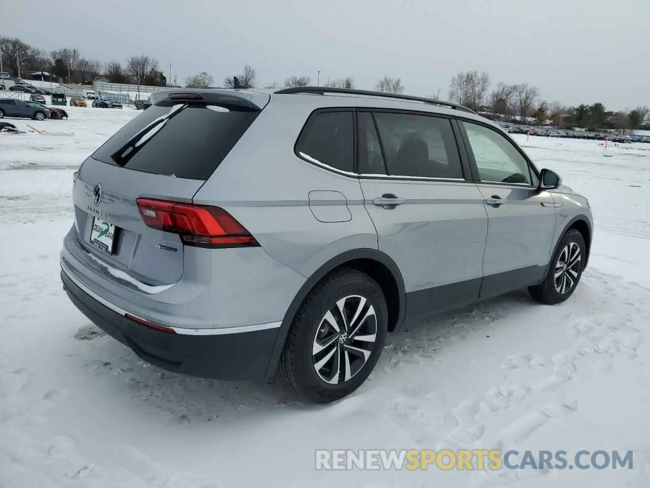 3 fotografías del automóvil dañado 3VVFB7AX3RM165819 VOLKSWAGEN TIGUAN 2024
