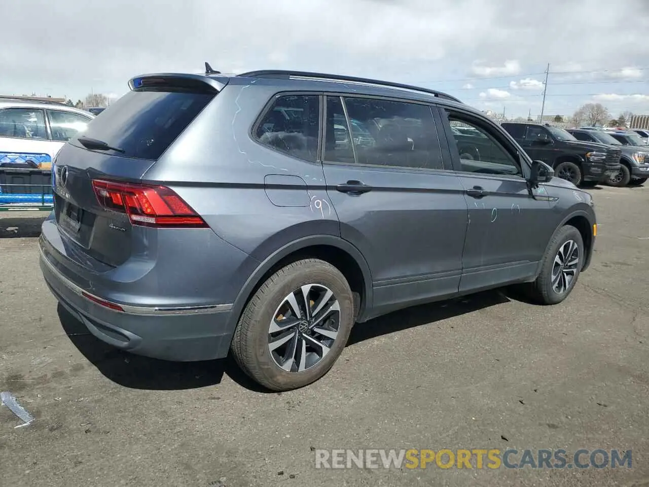 3 fotografías del automóvil dañado 3VVFB7AX6RM010391 VOLKSWAGEN TIGUAN 2024