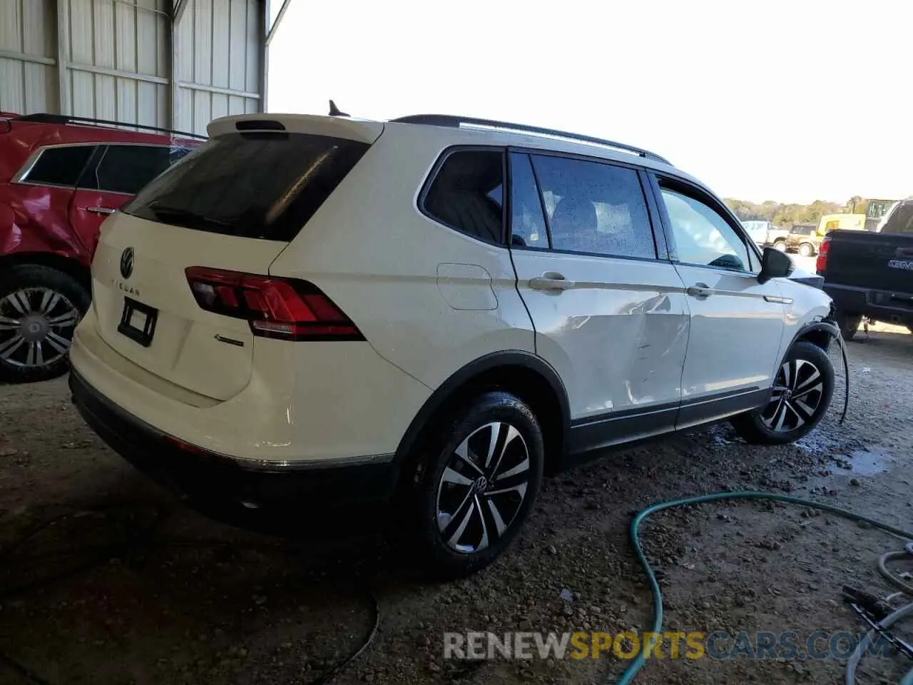 3 fotografías del automóvil dañado 3VVFB7AX7RM046672 VOLKSWAGEN TIGUAN 2024