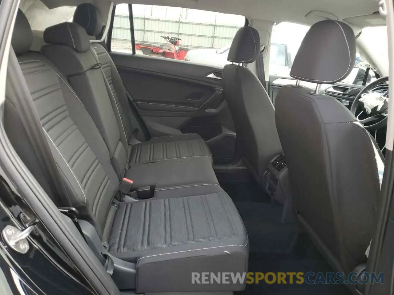 10 fotografías del automóvil dañado 3VVFB7AX9RM114972 VOLKSWAGEN TIGUAN 2024