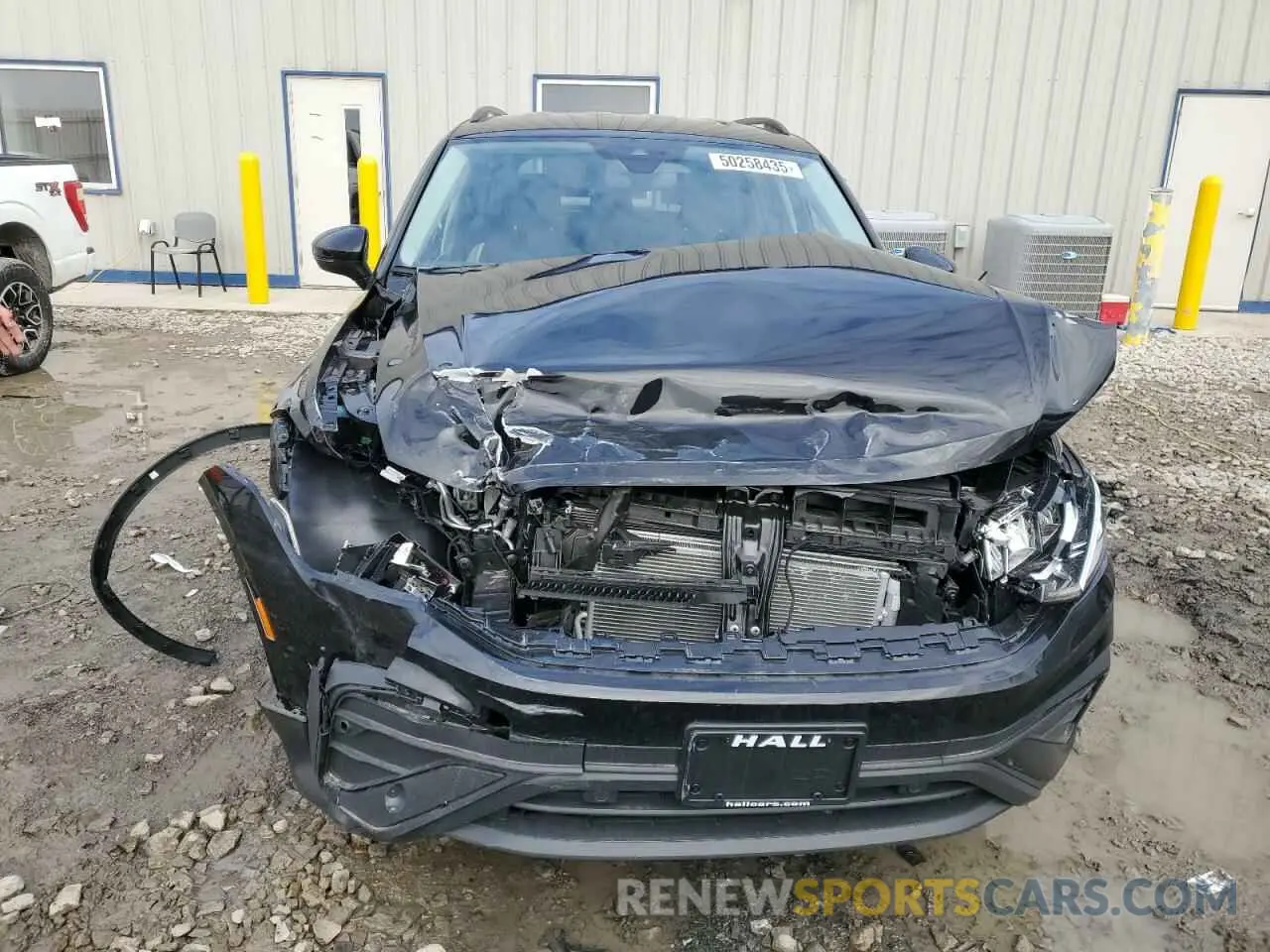 5 fotografías del automóvil dañado 3VVFB7AX9RM114972 VOLKSWAGEN TIGUAN 2024