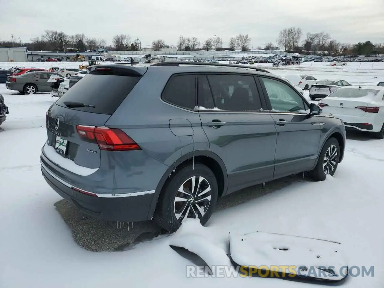 3 fotografías del automóvil dañado 3VVFB7AXXRM157734 VOLKSWAGEN TIGUAN 2024