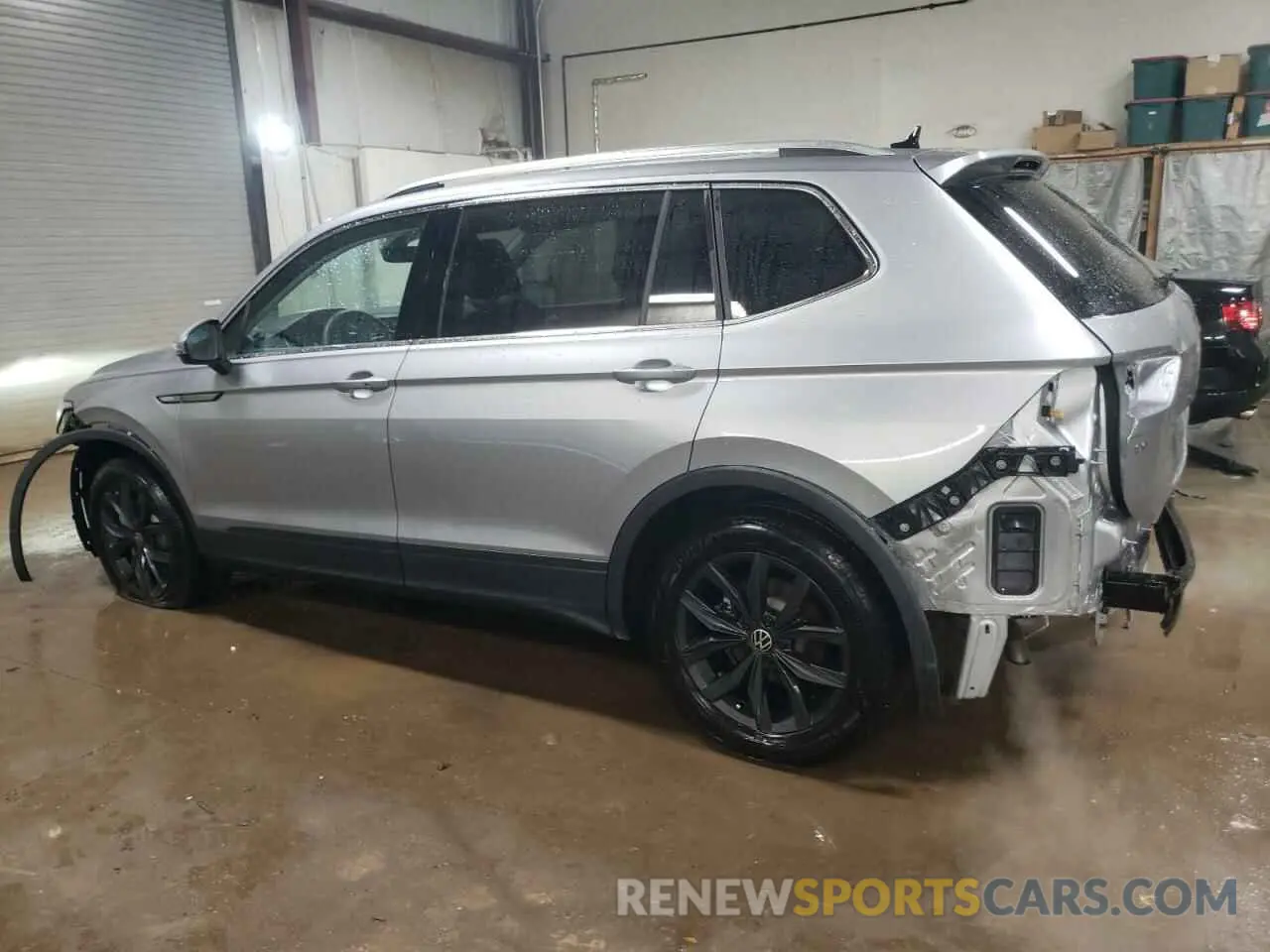 2 fotografías del automóvil dañado 3VVMB7AX2RM184367 VOLKSWAGEN TIGUAN 2024