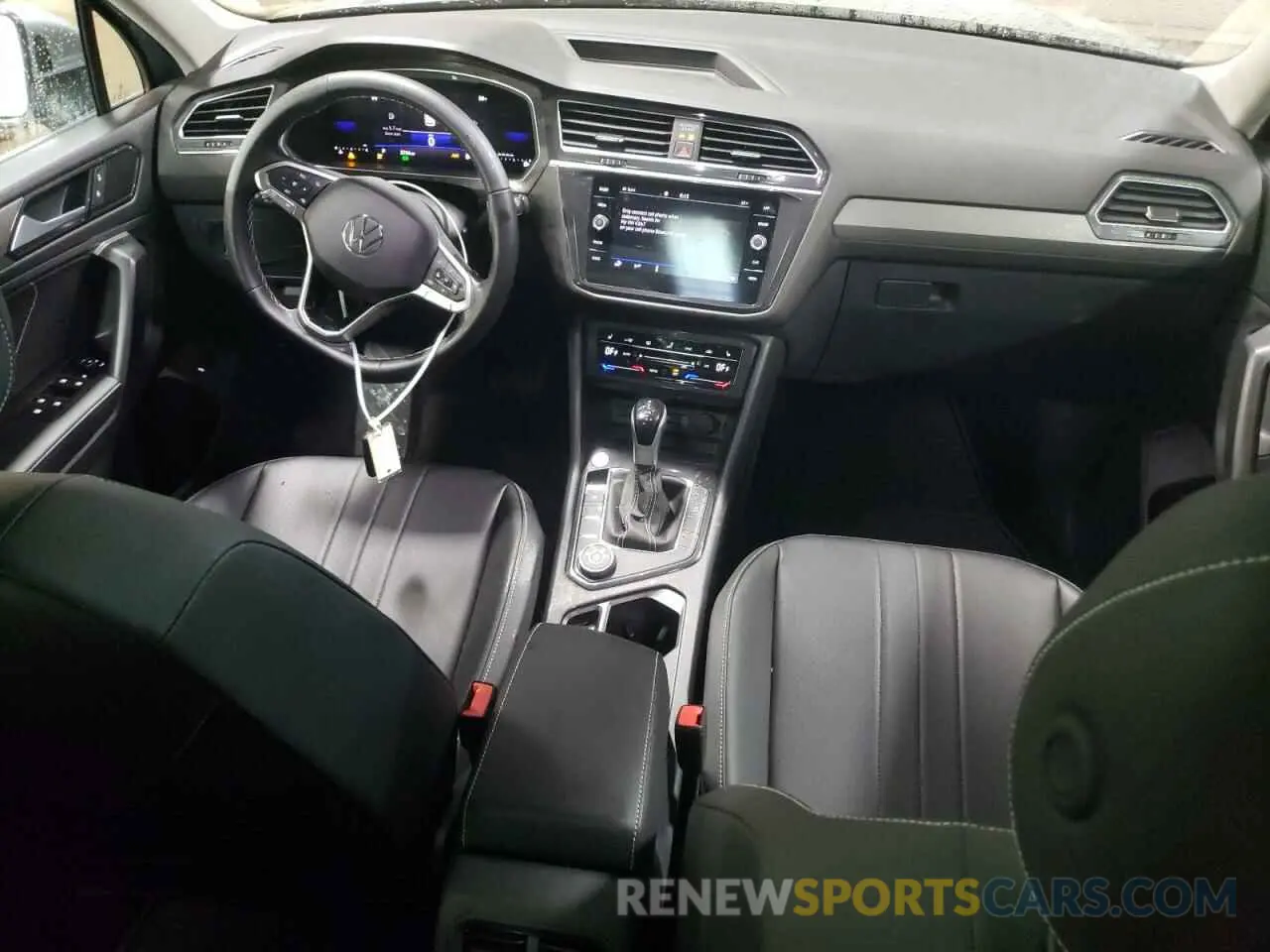 8 fotografías del automóvil dañado 3VVMB7AX2RM184367 VOLKSWAGEN TIGUAN 2024