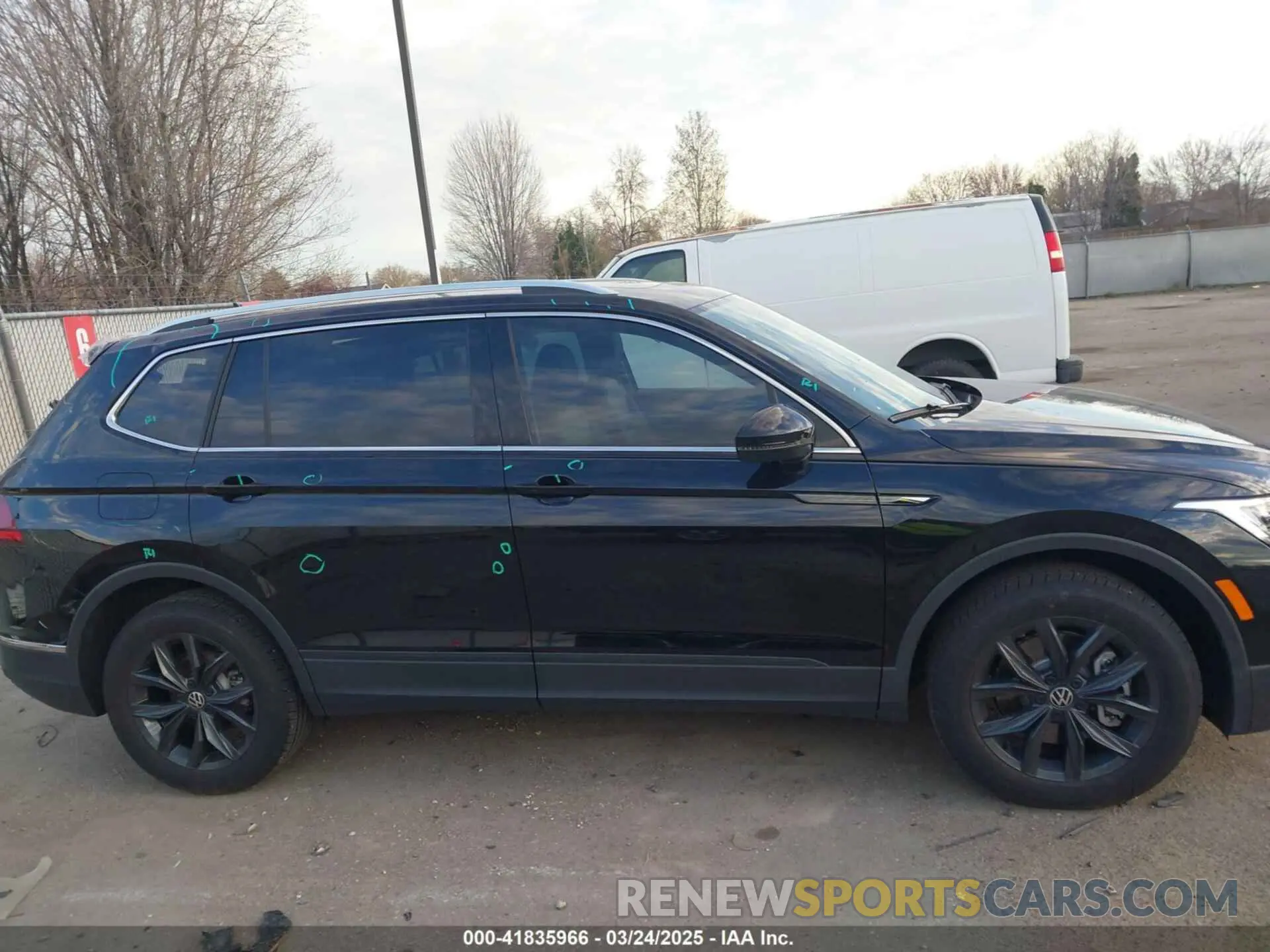 14 fotografías del automóvil dañado 3VVMB7AX6RM176241 VOLKSWAGEN TIGUAN 2024