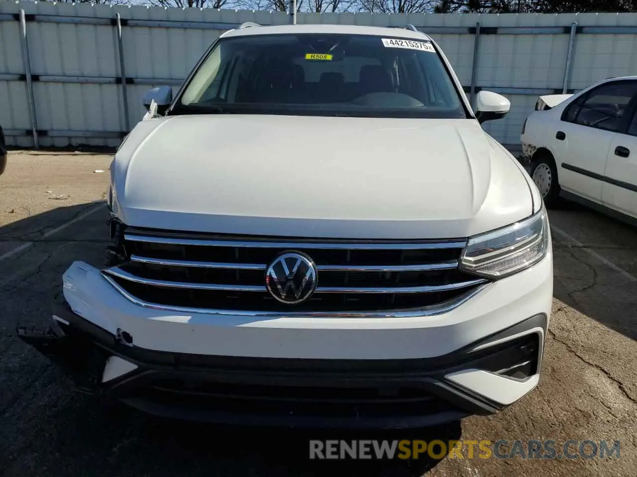 5 fotografías del automóvil dañado 3VVMB7AX9RM145694 VOLKSWAGEN TIGUAN 2024