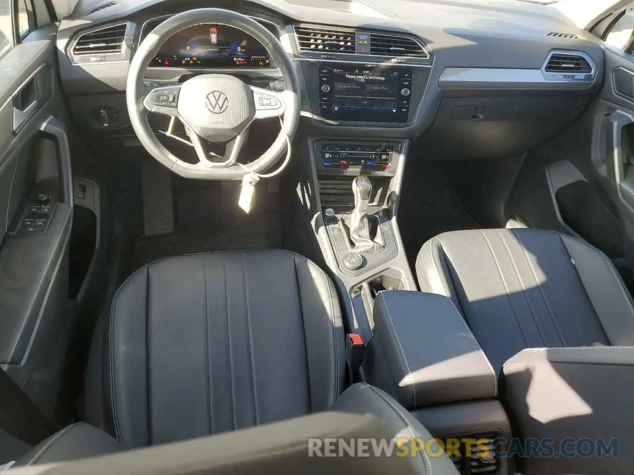 8 fotografías del automóvil dañado 3VVMB7AX9RM145694 VOLKSWAGEN TIGUAN 2024