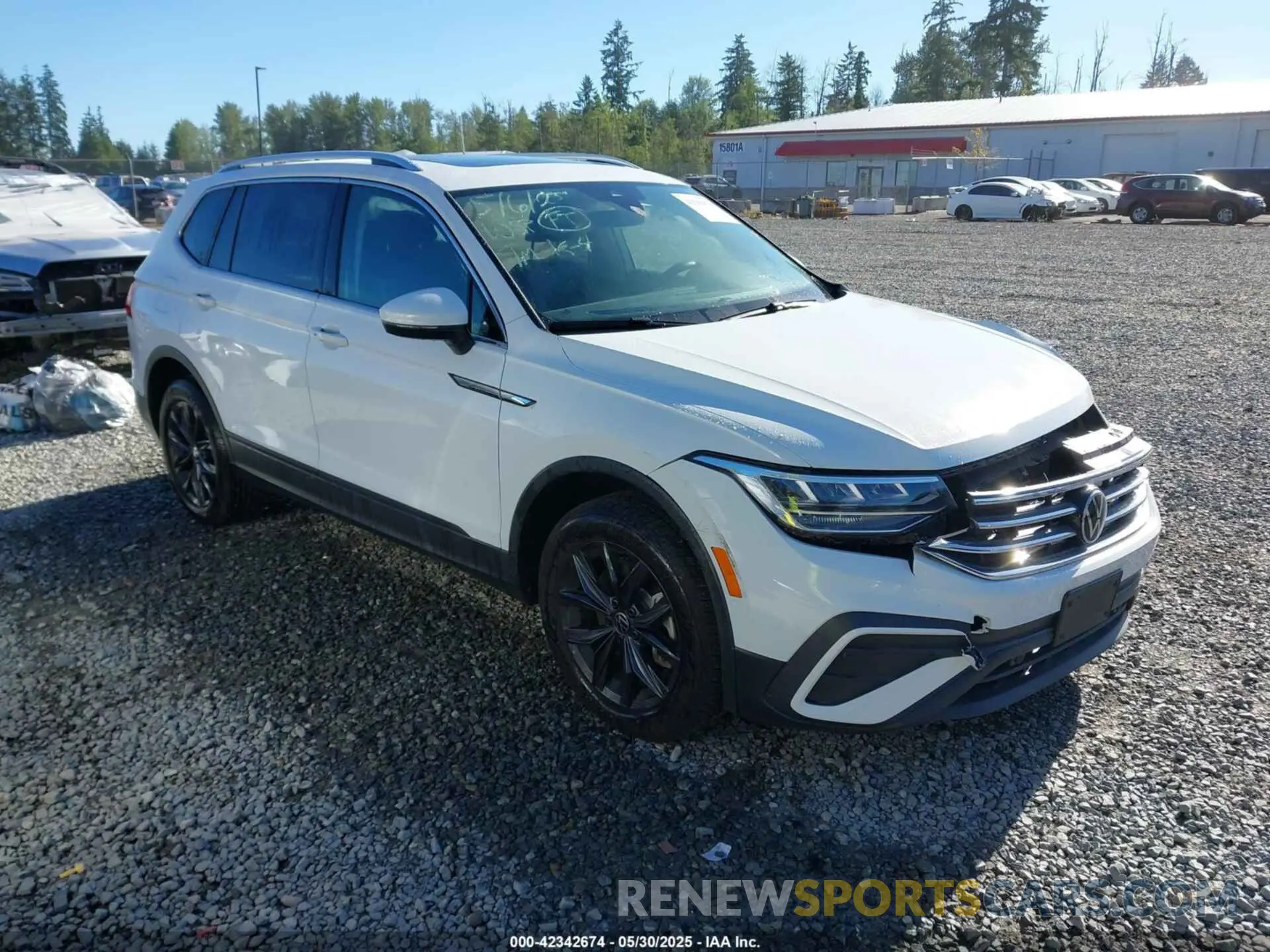 1 fotografías del automóvil dañado 3VVMB7AXXRM063988 VOLKSWAGEN TIGUAN 2024