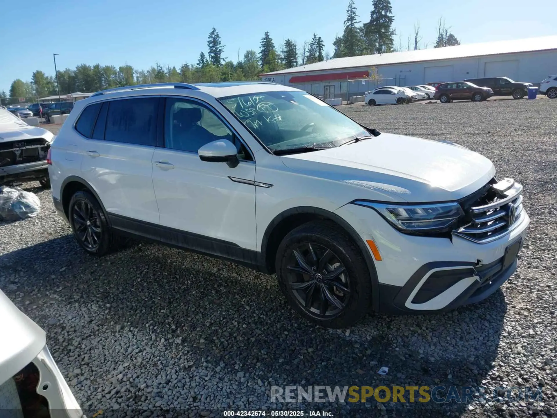 13 fotografías del automóvil dañado 3VVMB7AXXRM063988 VOLKSWAGEN TIGUAN 2024