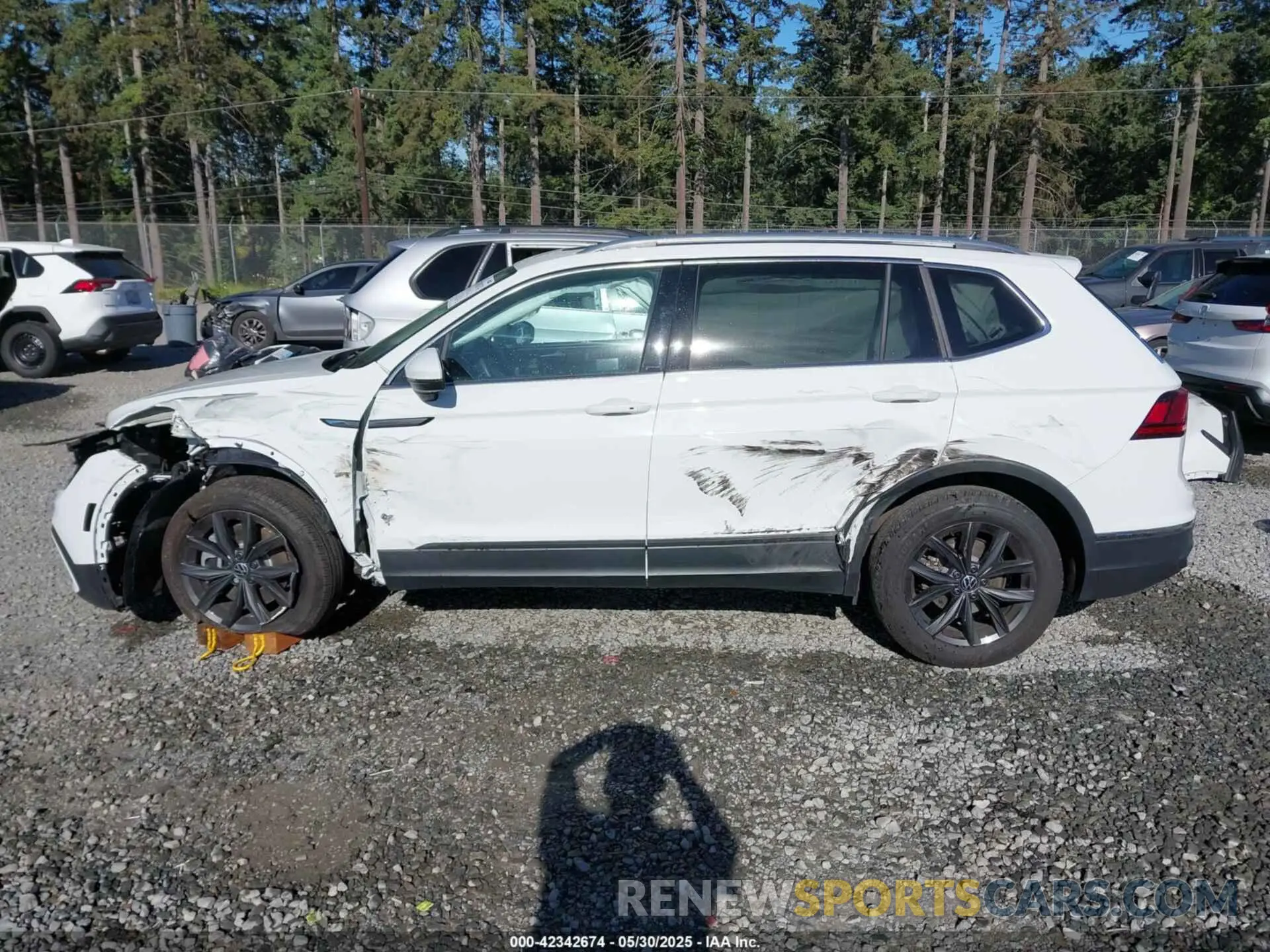 14 fotografías del automóvil dañado 3VVMB7AXXRM063988 VOLKSWAGEN TIGUAN 2024