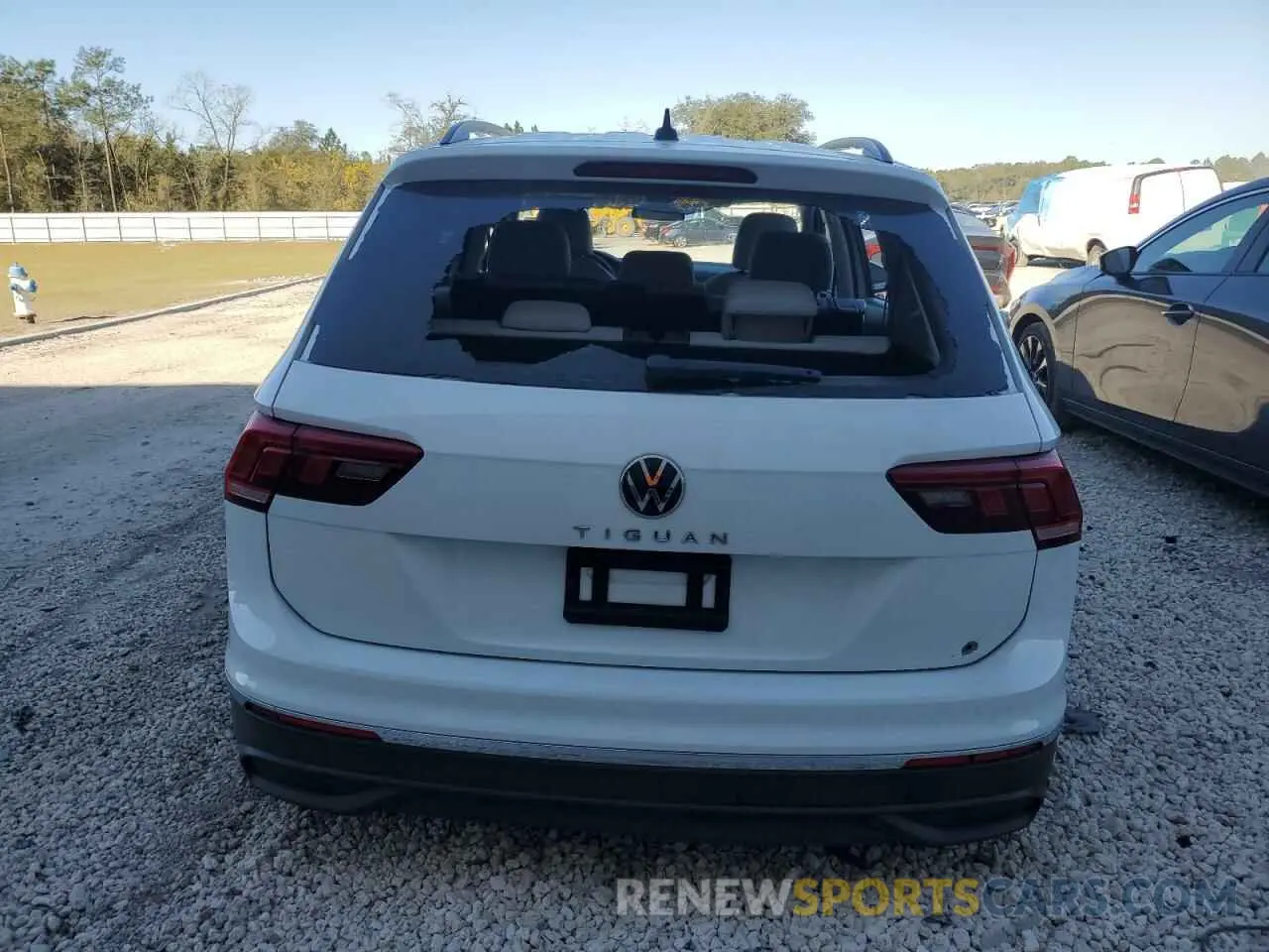 6 fotografías del automóvil dañado 3VVRB7AX0RM211572 VOLKSWAGEN TIGUAN 2024