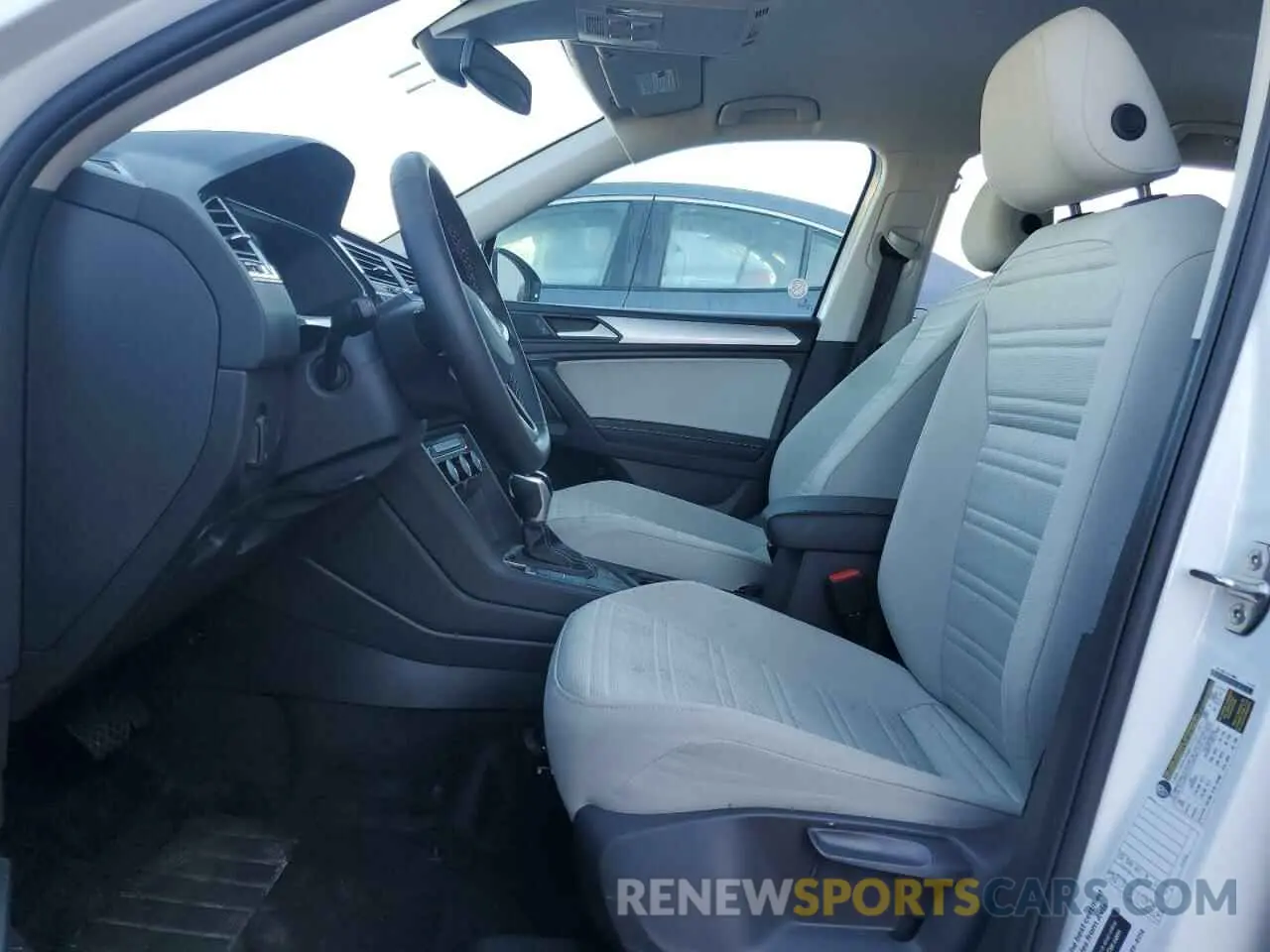 7 fotografías del automóvil dañado 3VVRB7AX0RM211572 VOLKSWAGEN TIGUAN 2024