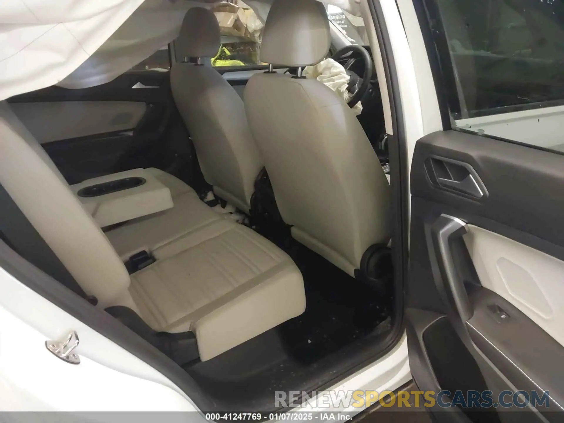 8 fotografías del automóvil dañado 3VVRB7AX1RM050617 VOLKSWAGEN TIGUAN 2024
