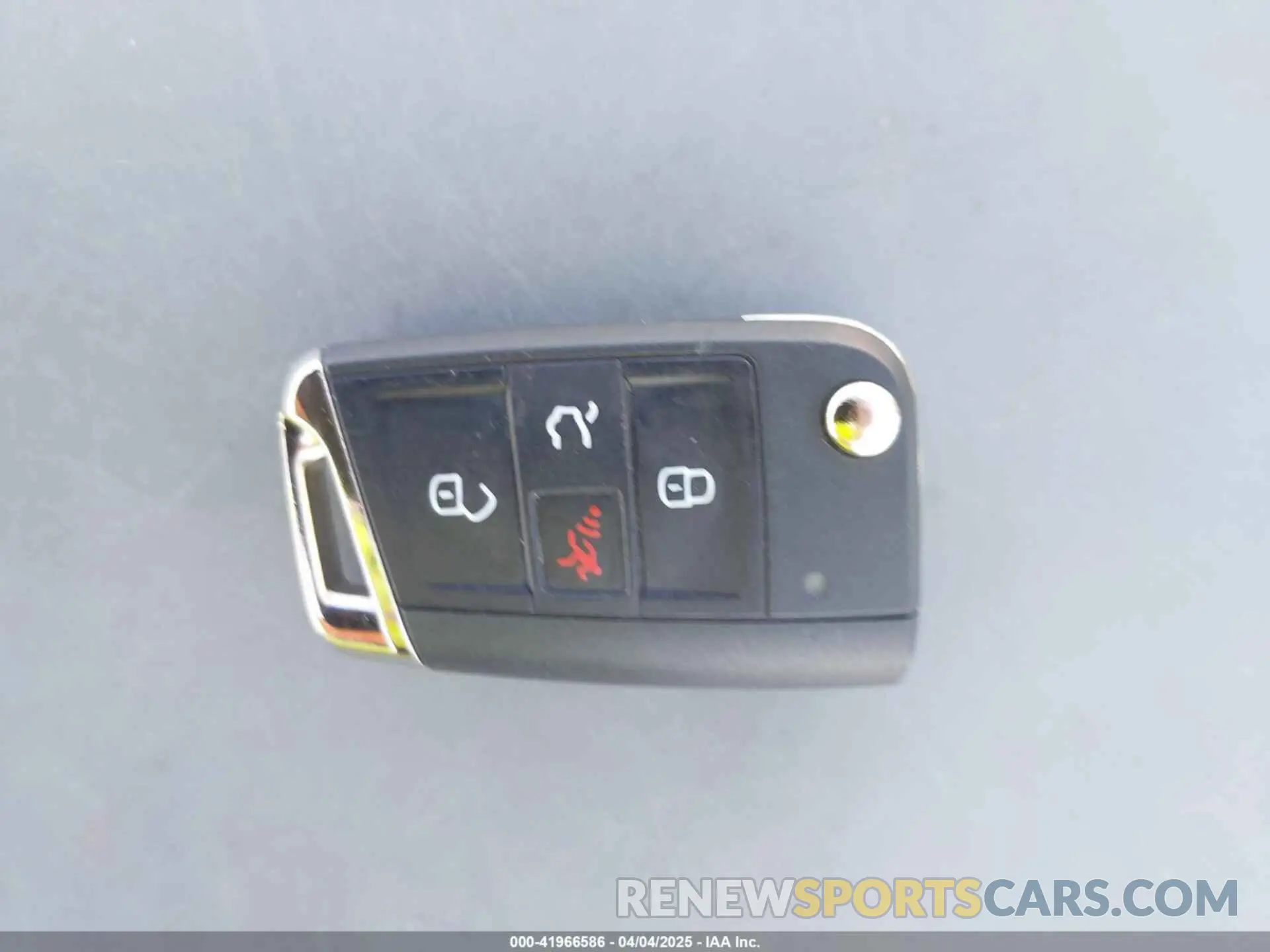 11 fotografías del automóvil dañado 3VVRB7AX1RM136302 VOLKSWAGEN TIGUAN 2024