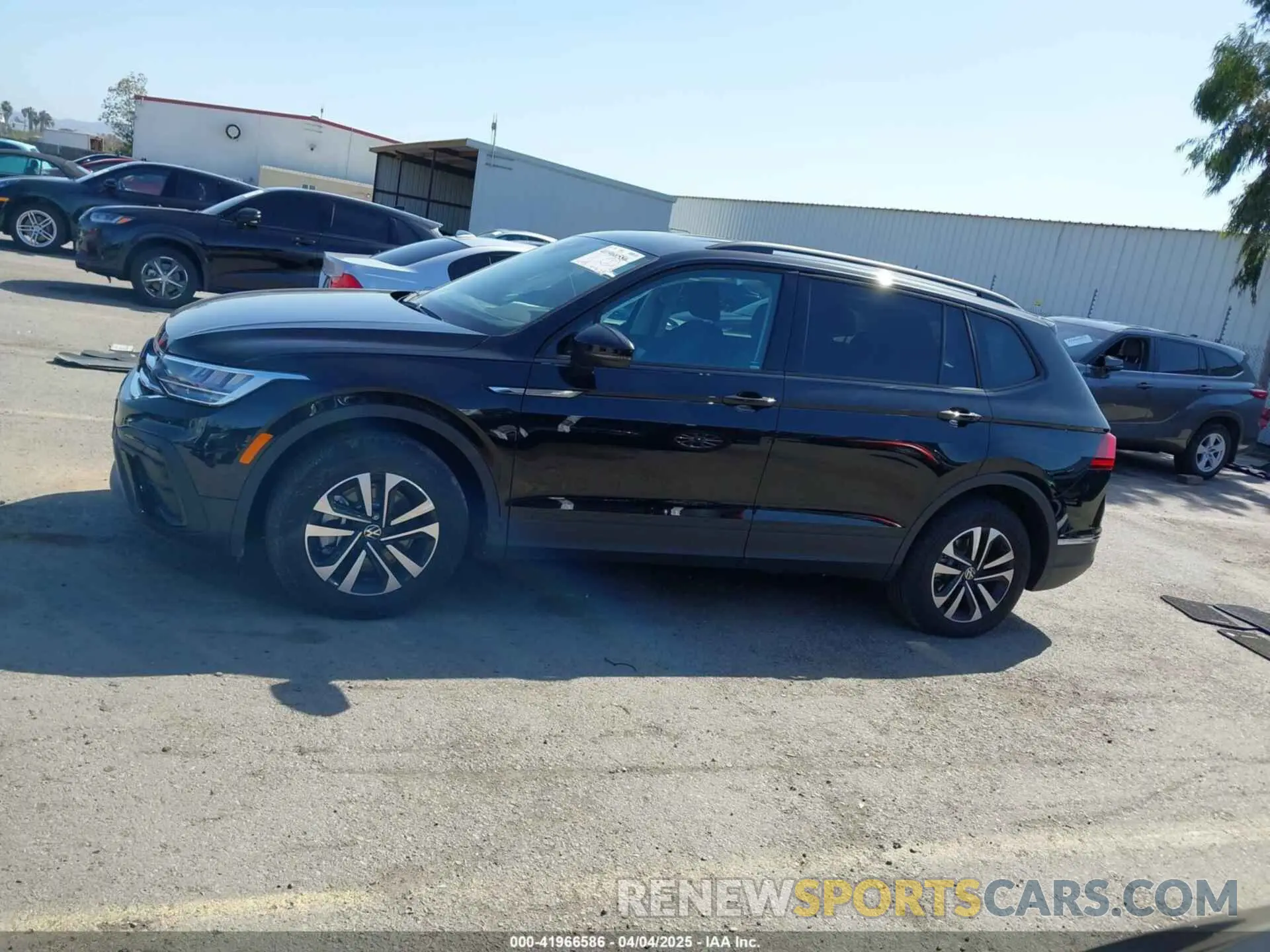 15 fotografías del automóvil dañado 3VVRB7AX1RM136302 VOLKSWAGEN TIGUAN 2024
