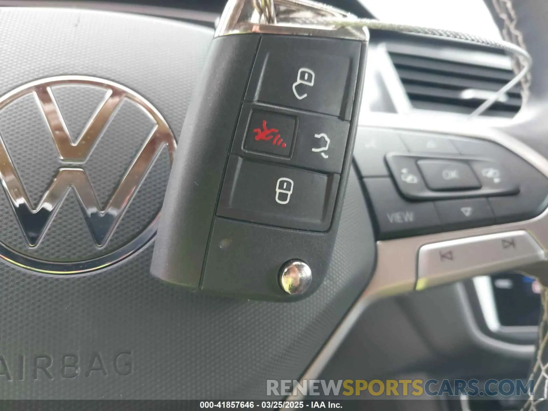 11 fotografías del automóvil dañado 3VVRB7AX8RM111008 VOLKSWAGEN TIGUAN 2024