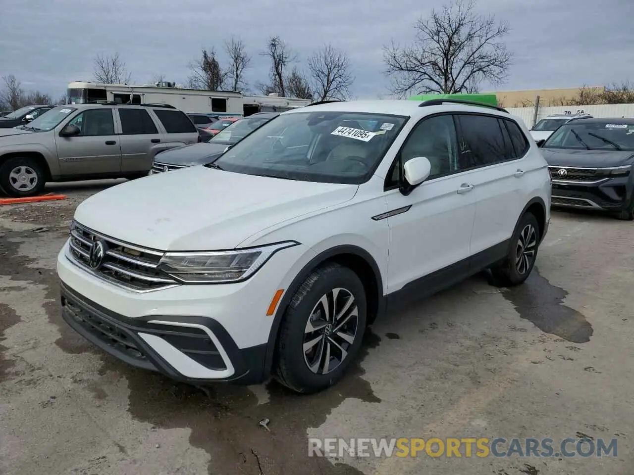 1 fotografías del automóvil dañado 3VVRB7AX8RM189529 VOLKSWAGEN TIGUAN 2024