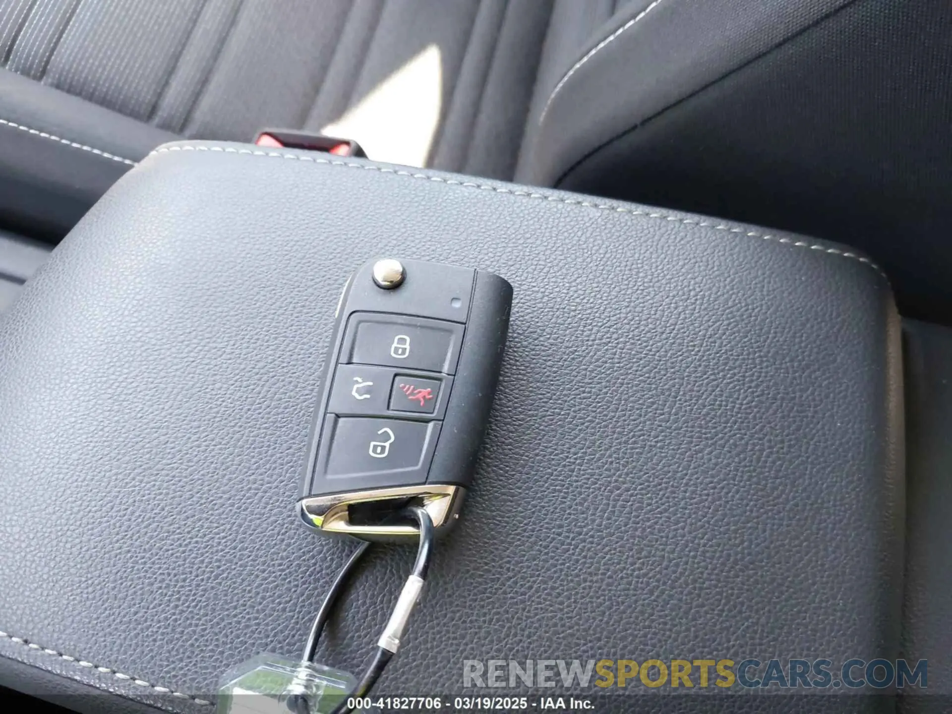 11 fotografías del automóvil dañado 3VVRB7AX8RM198375 VOLKSWAGEN TIGUAN 2024