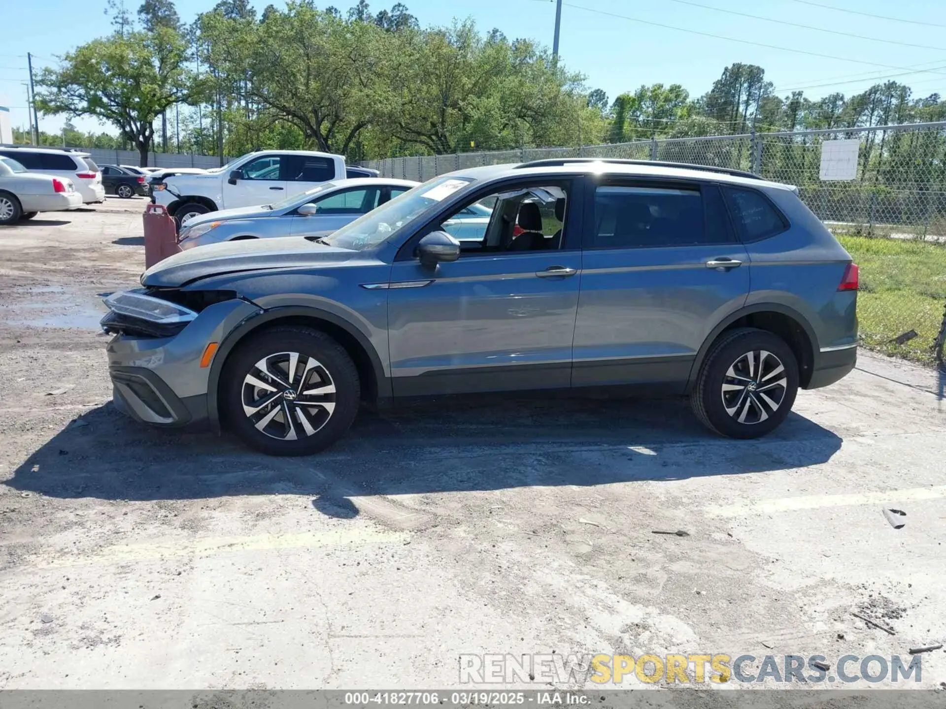 14 fotografías del automóvil dañado 3VVRB7AX8RM198375 VOLKSWAGEN TIGUAN 2024