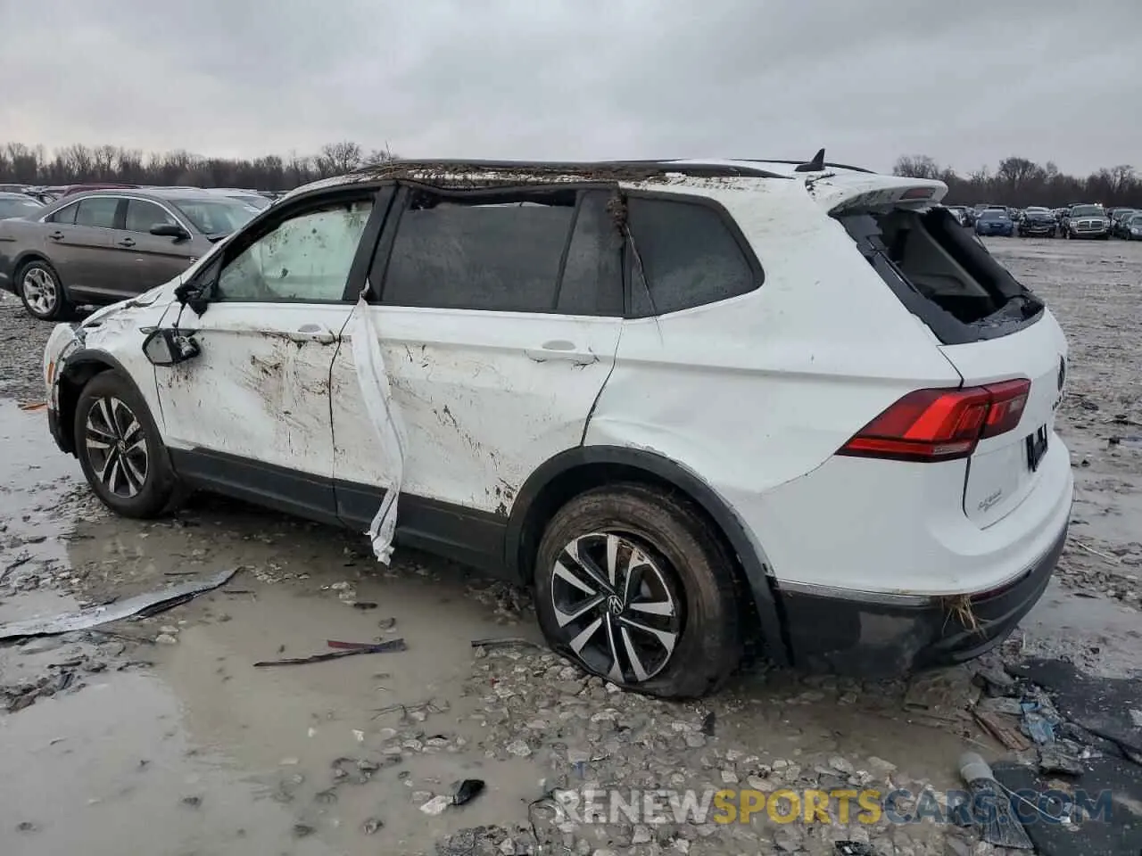 2 fotografías del automóvil dañado 3VVRB7AX9RM209819 VOLKSWAGEN TIGUAN 2024