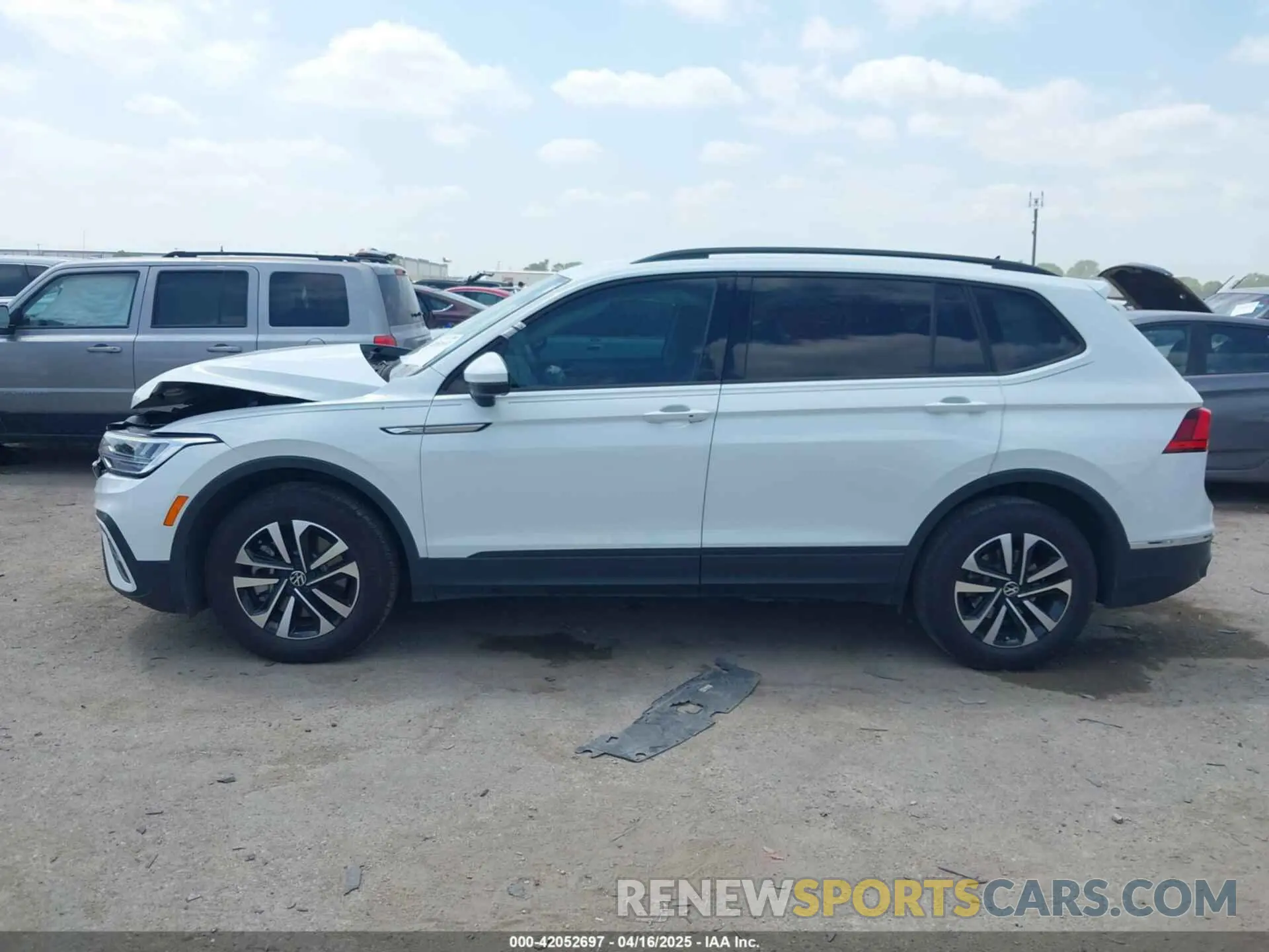 14 fotografías del automóvil dañado 3VVRB7AXXRM105923 VOLKSWAGEN TIGUAN 2024