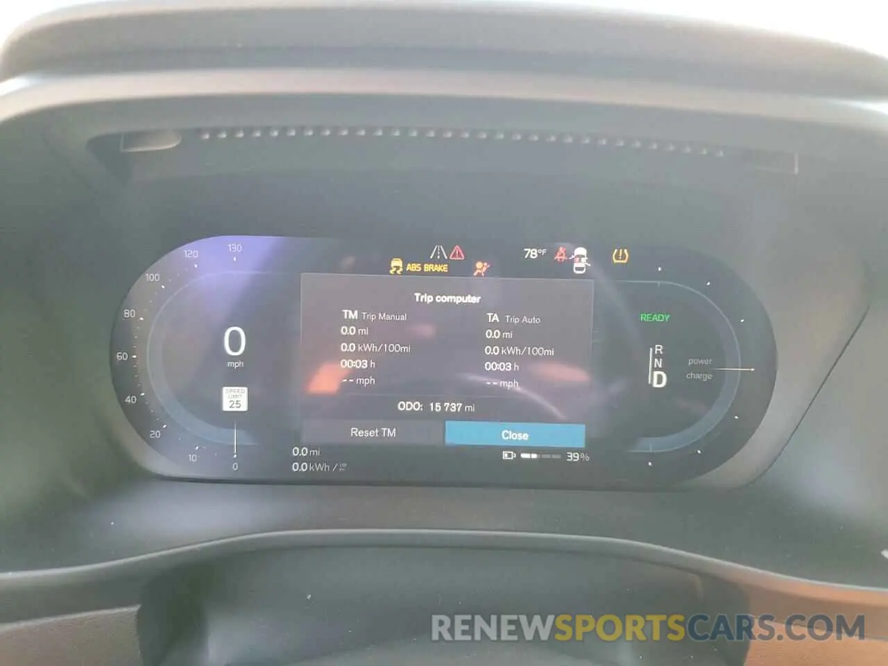 9 fotografías del automóvil dañado YV4ED3GL0P2038254 VOLVO C40 RECHAR 2023