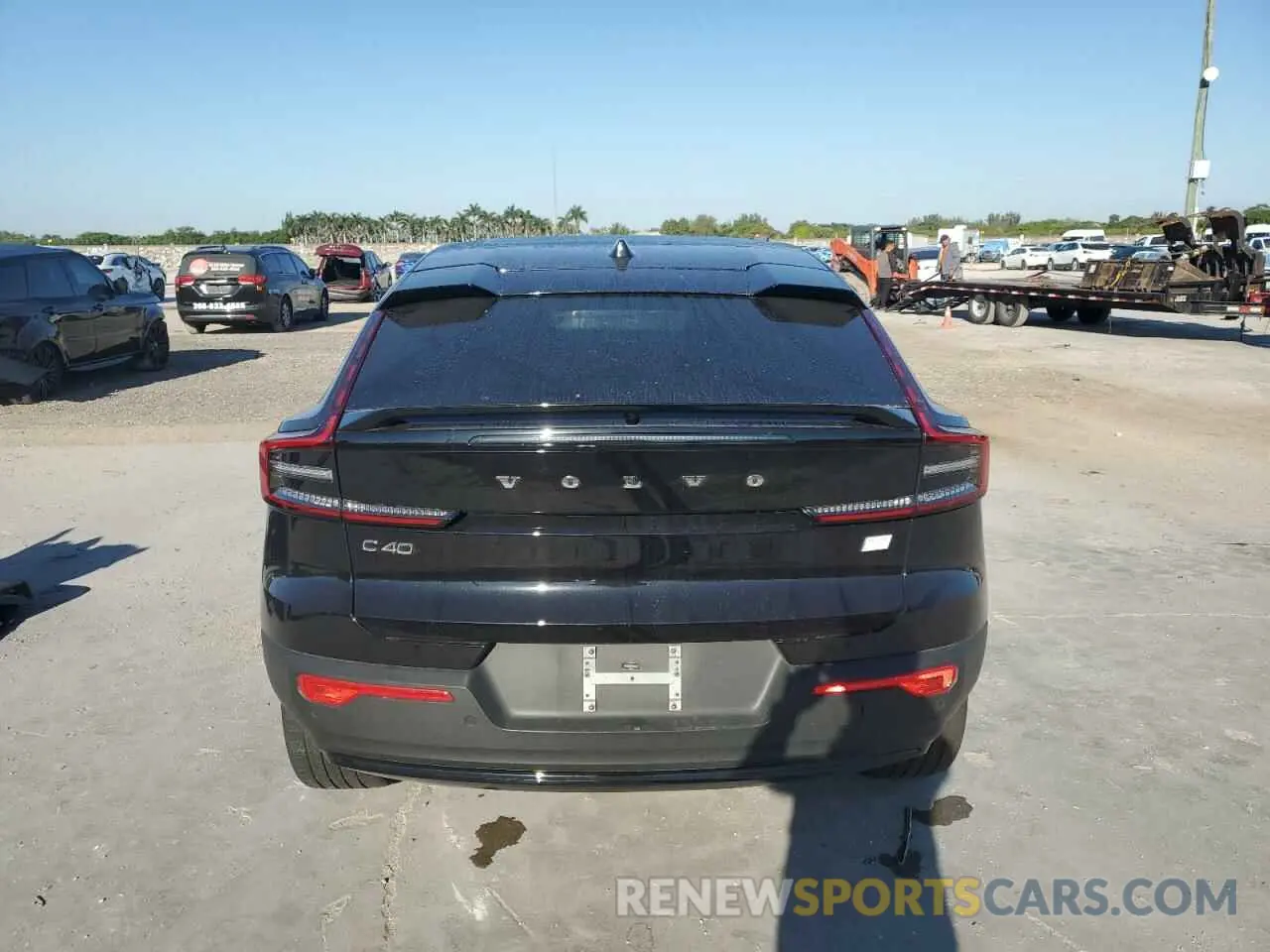 6 fotografías del automóvil dañado YV4ED3GL5P2038573 VOLVO C40 RECHAR 2023