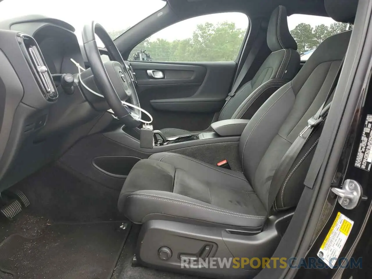 7 fotografías del automóvil dañado YV4ED3GL5P2064915 VOLVO C40 RECHAR 2023
