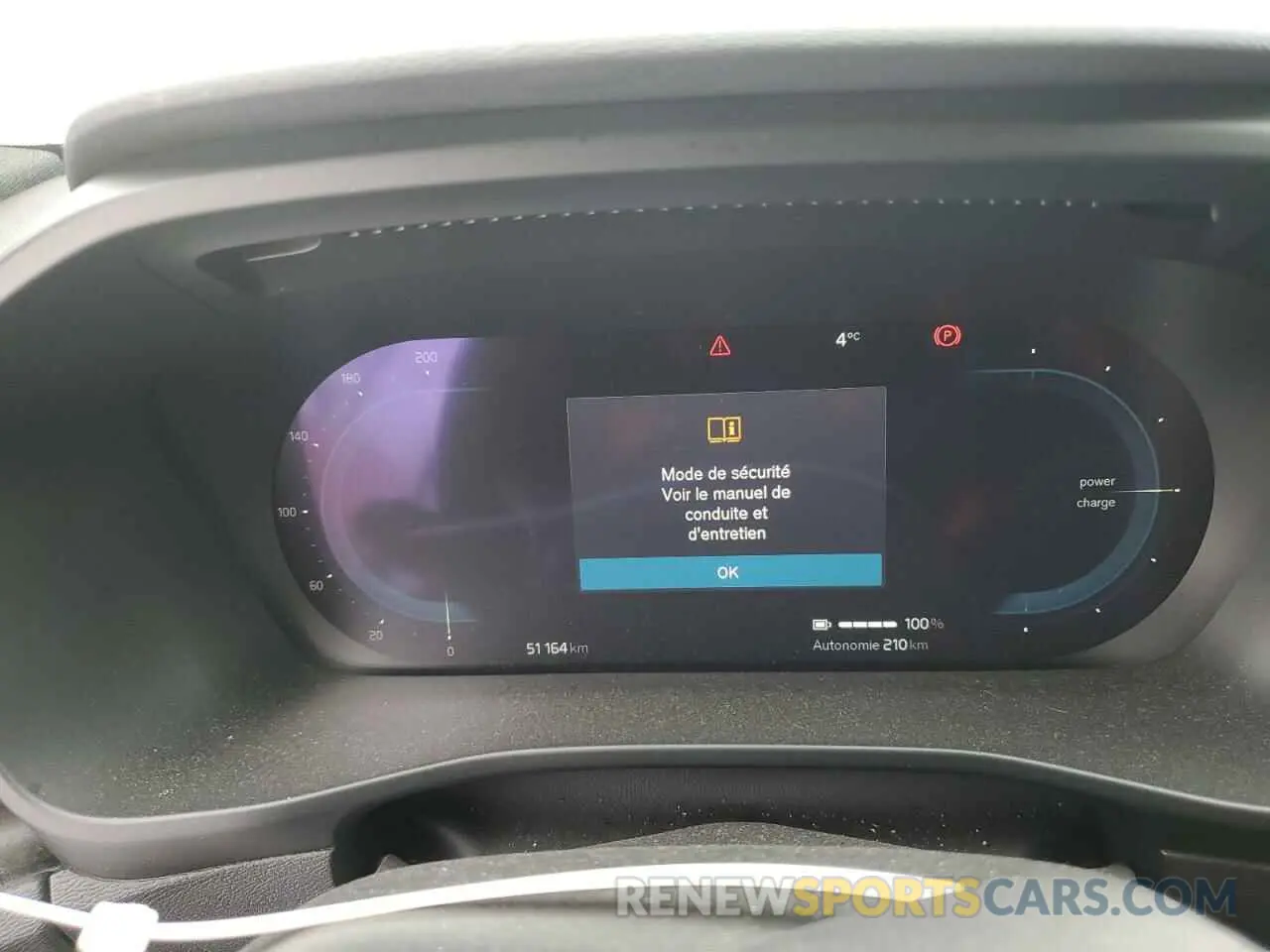 9 fotografías del automóvil dañado YV4ED3GL8P2056789 VOLVO C40 RECHAR 2023