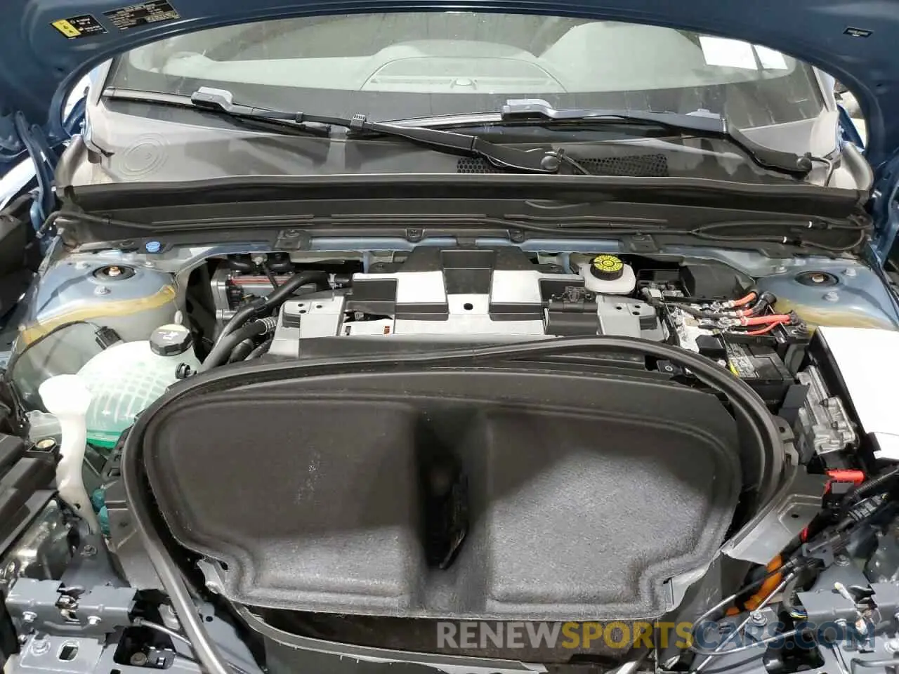 12 fotografías del automóvil dañado YV4ED3GLXP2049195 VOLVO C40 RECHAR 2023