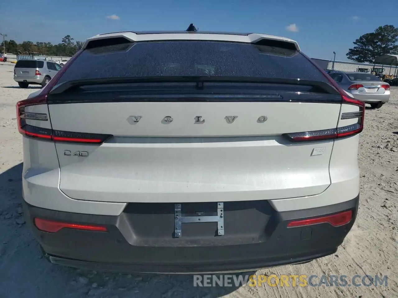 6 fotografías del automóvil dañado YV4ED3GM3P2045210 VOLVO C40 RECHAR 2023