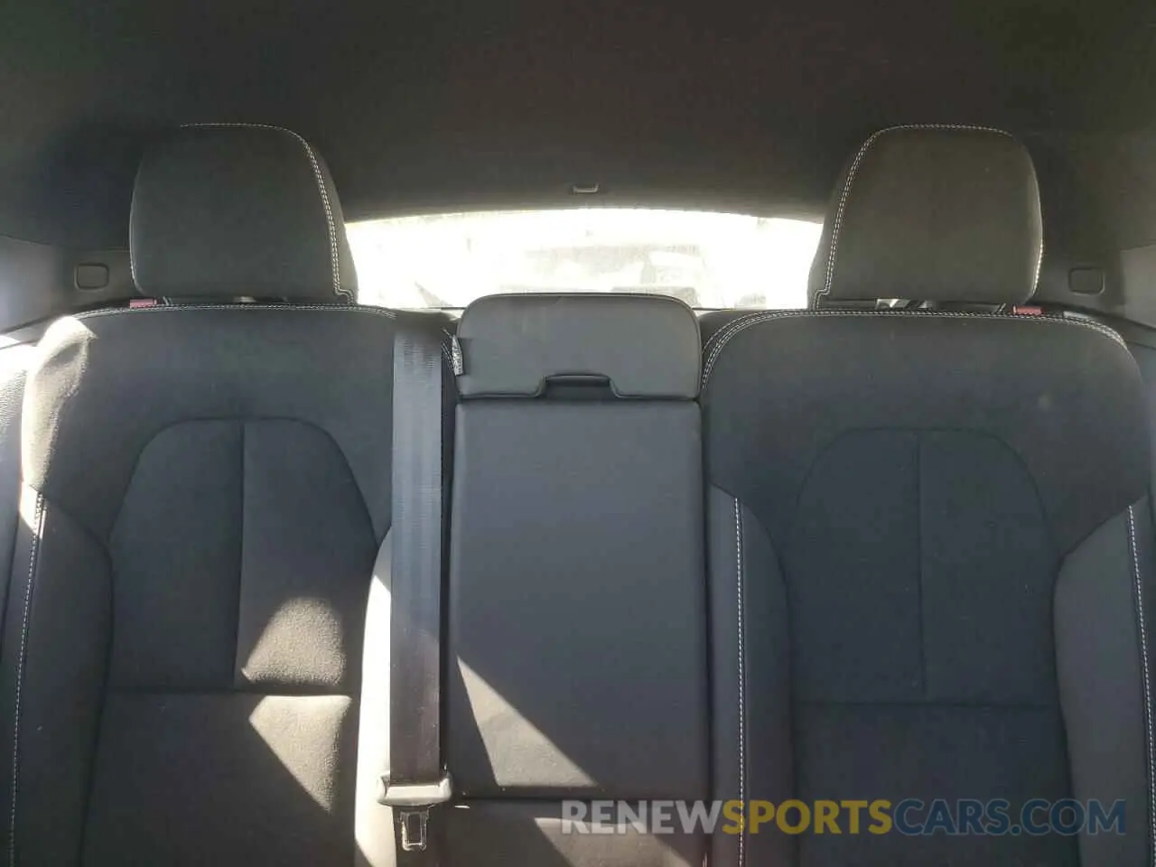 10 fotografías del automóvil dañado YV4ER3GM7R2098559 VOLVO C40 RECHAR 2024
