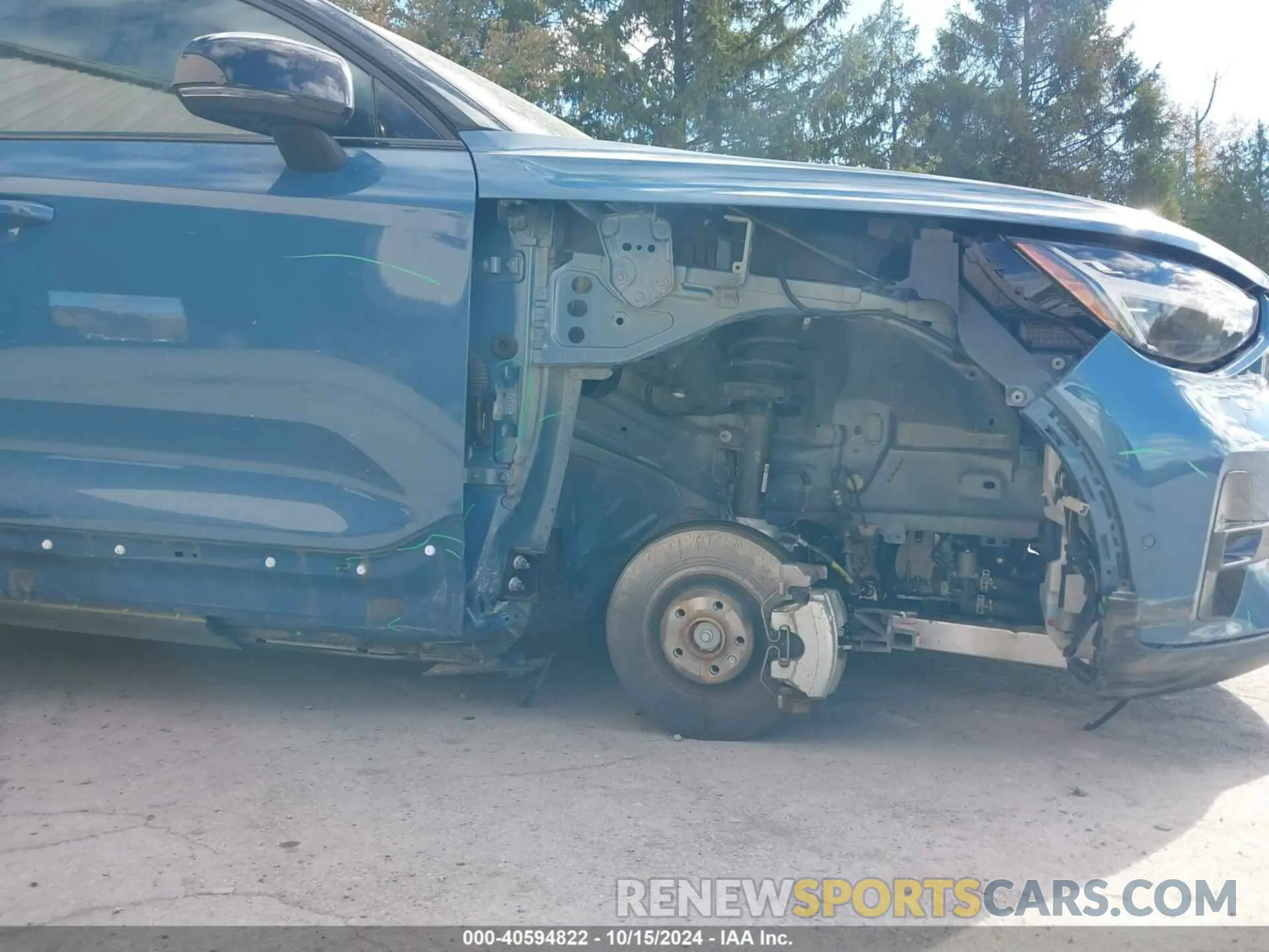 6 fotografías del automóvil dañado YV4ED3GB4N2003298 VOLVO C40 RECHARGE PURE ELECTRIC 2022