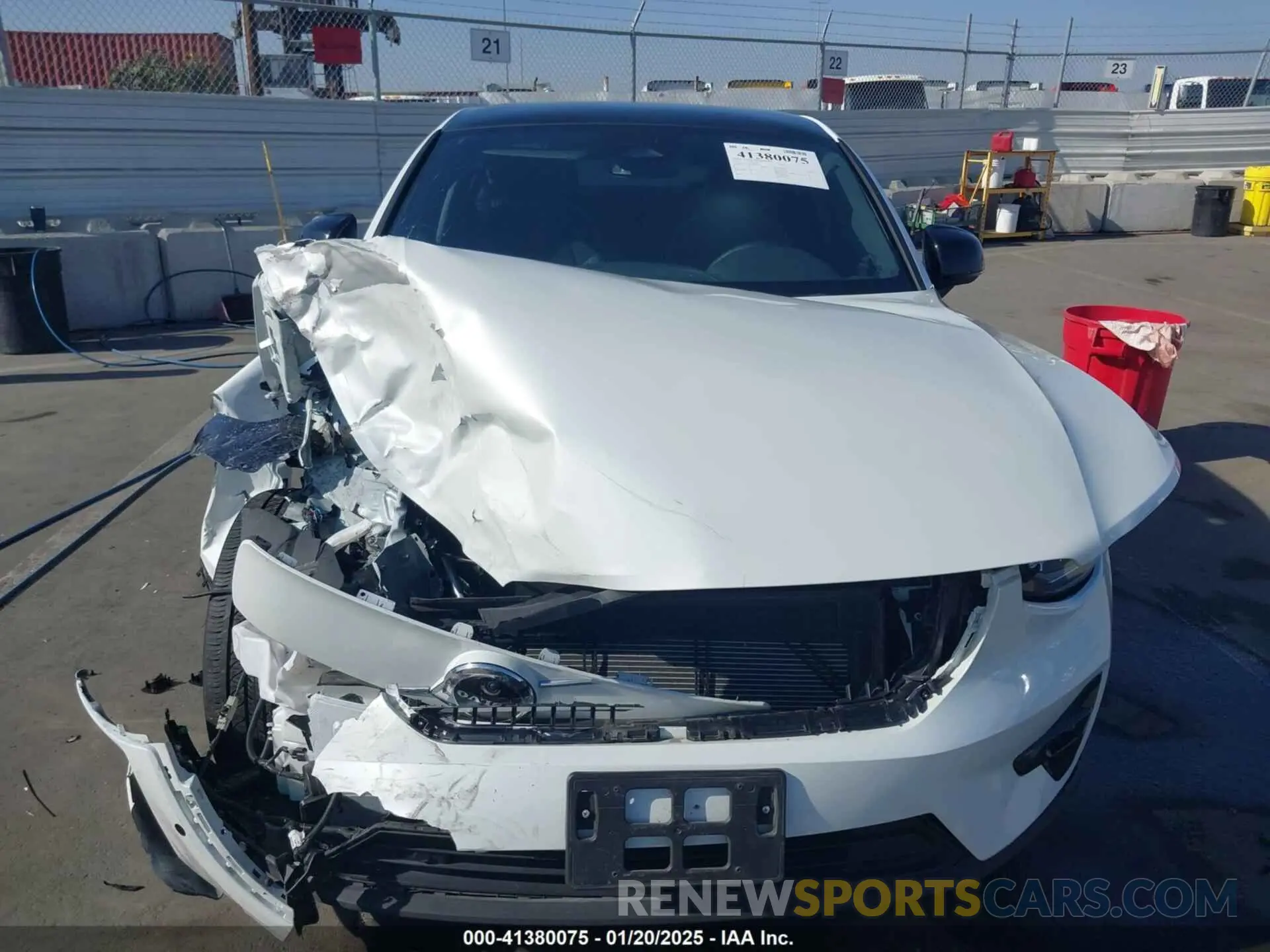 12 fotografías del automóvil dañado YV4ED3GL0P2065714 VOLVO C40 RECHARGE PURE ELECTRIC 2023