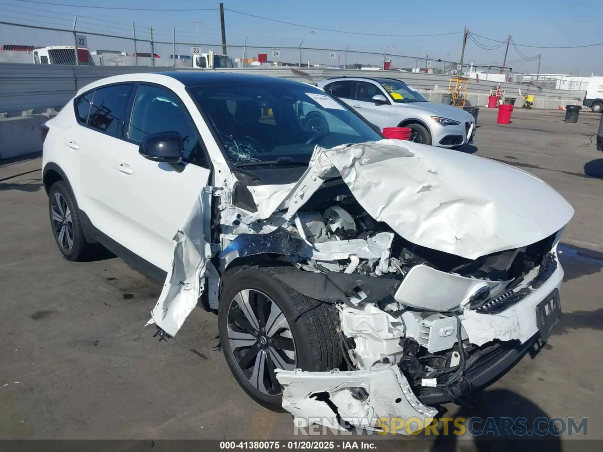 6 fotografías del automóvil dañado YV4ED3GL0P2065714 VOLVO C40 RECHARGE PURE ELECTRIC 2023