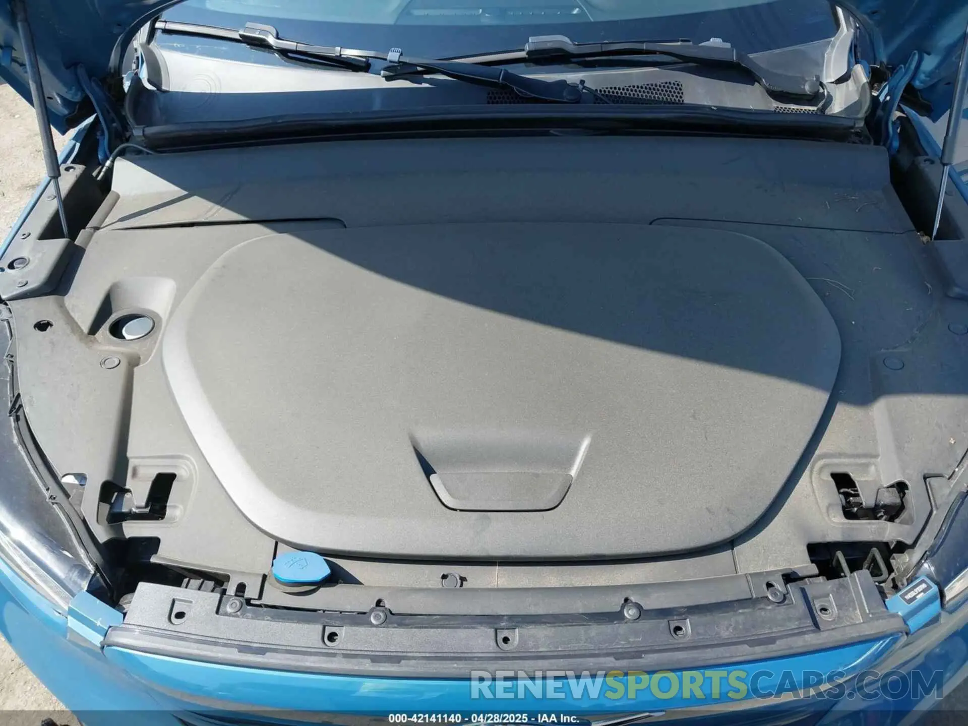 10 fotografías del automóvil dañado YV4ED3GL5P2037049 VOLVO C40 RECHARGE PURE ELECTRIC 2023