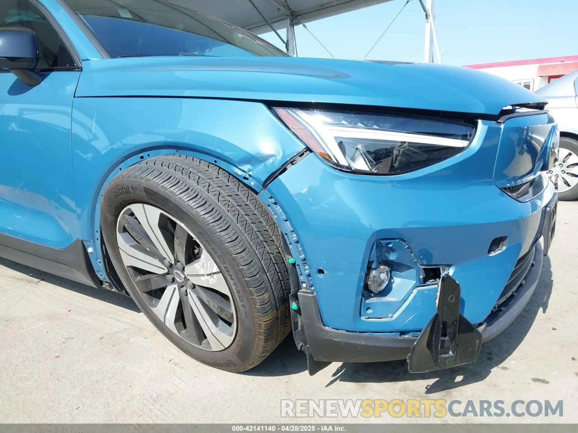 6 fotografías del automóvil dañado YV4ED3GL5P2037049 VOLVO C40 RECHARGE PURE ELECTRIC 2023