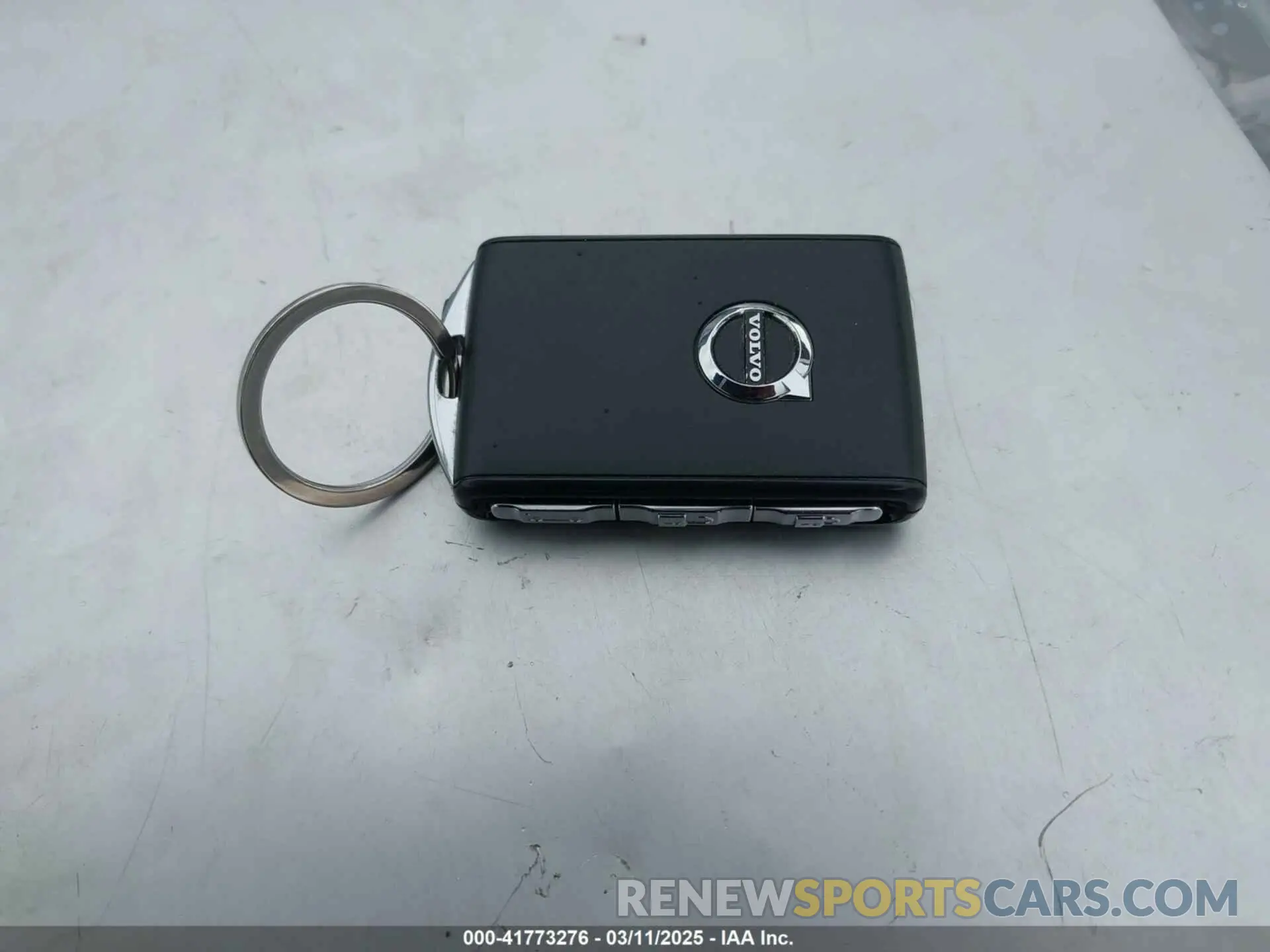 11 fotografías del automóvil dañado YV4ED3GL8P2054475 VOLVO C40 RECHARGE PURE ELECTRIC 2023
