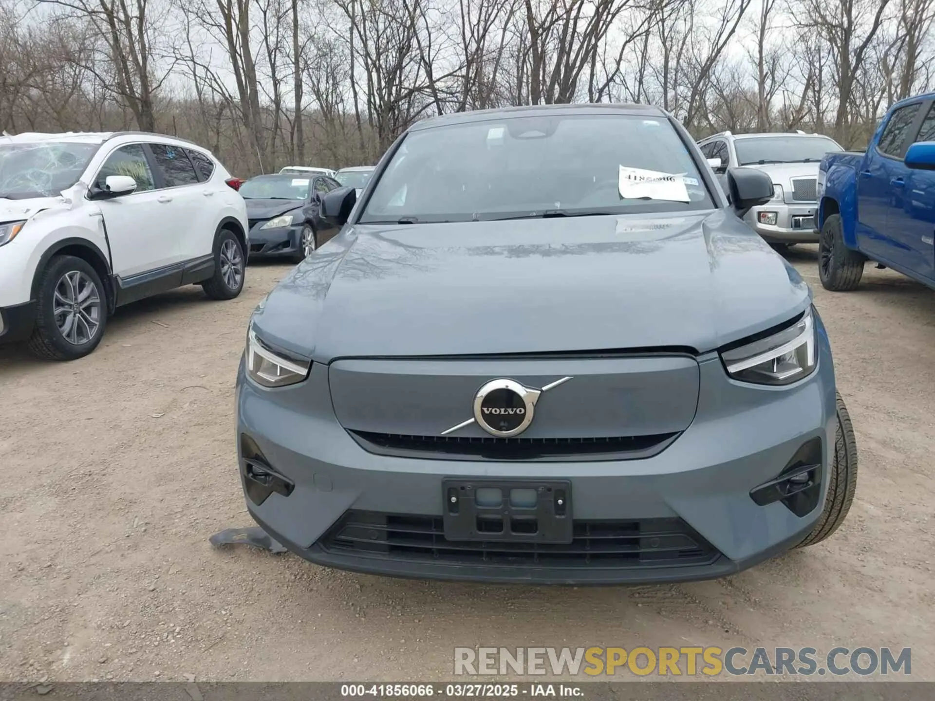 11 fotografías del automóvil dañado YV4ED3GL8P2060888 VOLVO C40 RECHARGE PURE ELECTRIC 2023