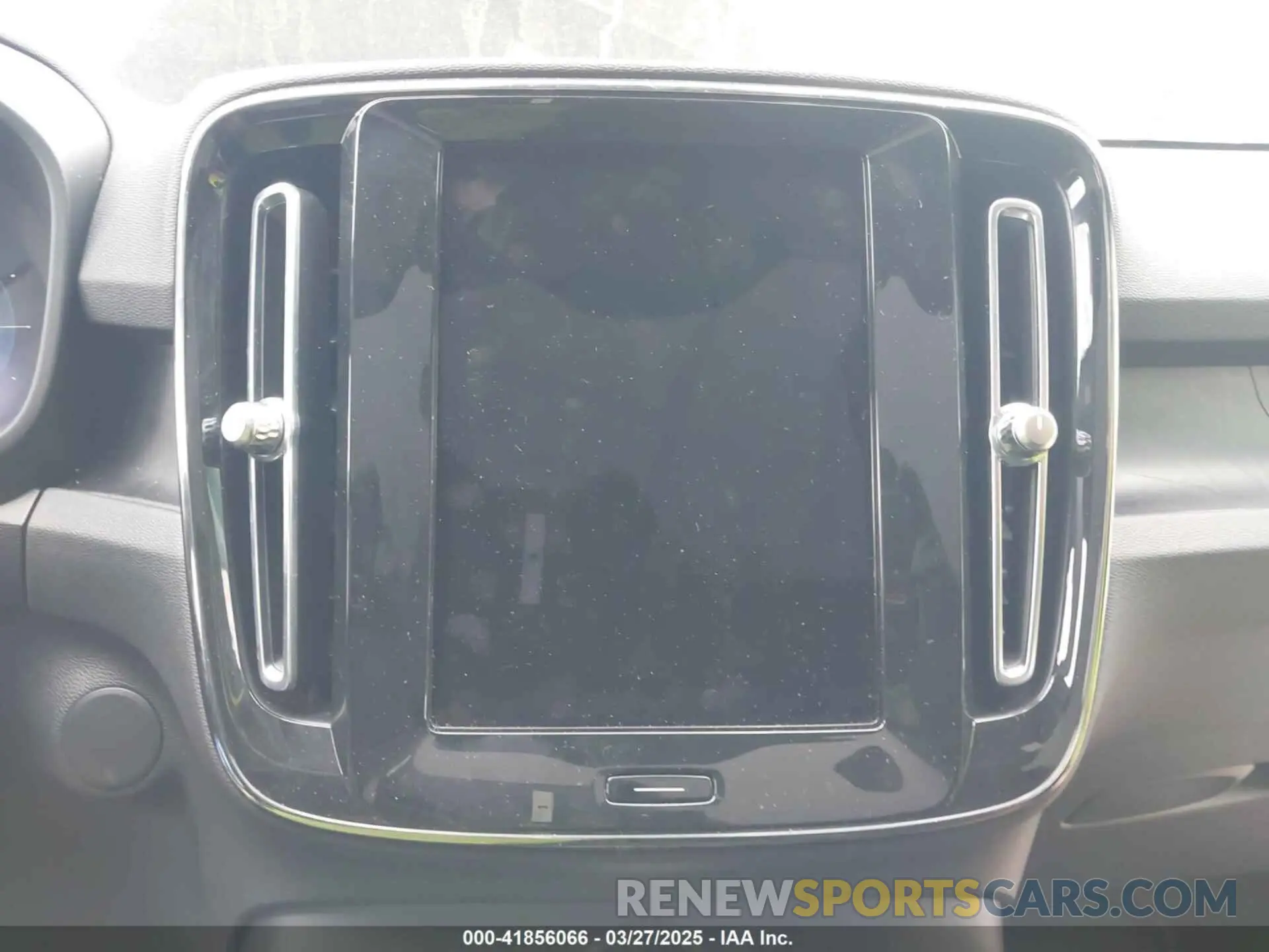 17 fotografías del automóvil dañado YV4ED3GL8P2060888 VOLVO C40 RECHARGE PURE ELECTRIC 2023