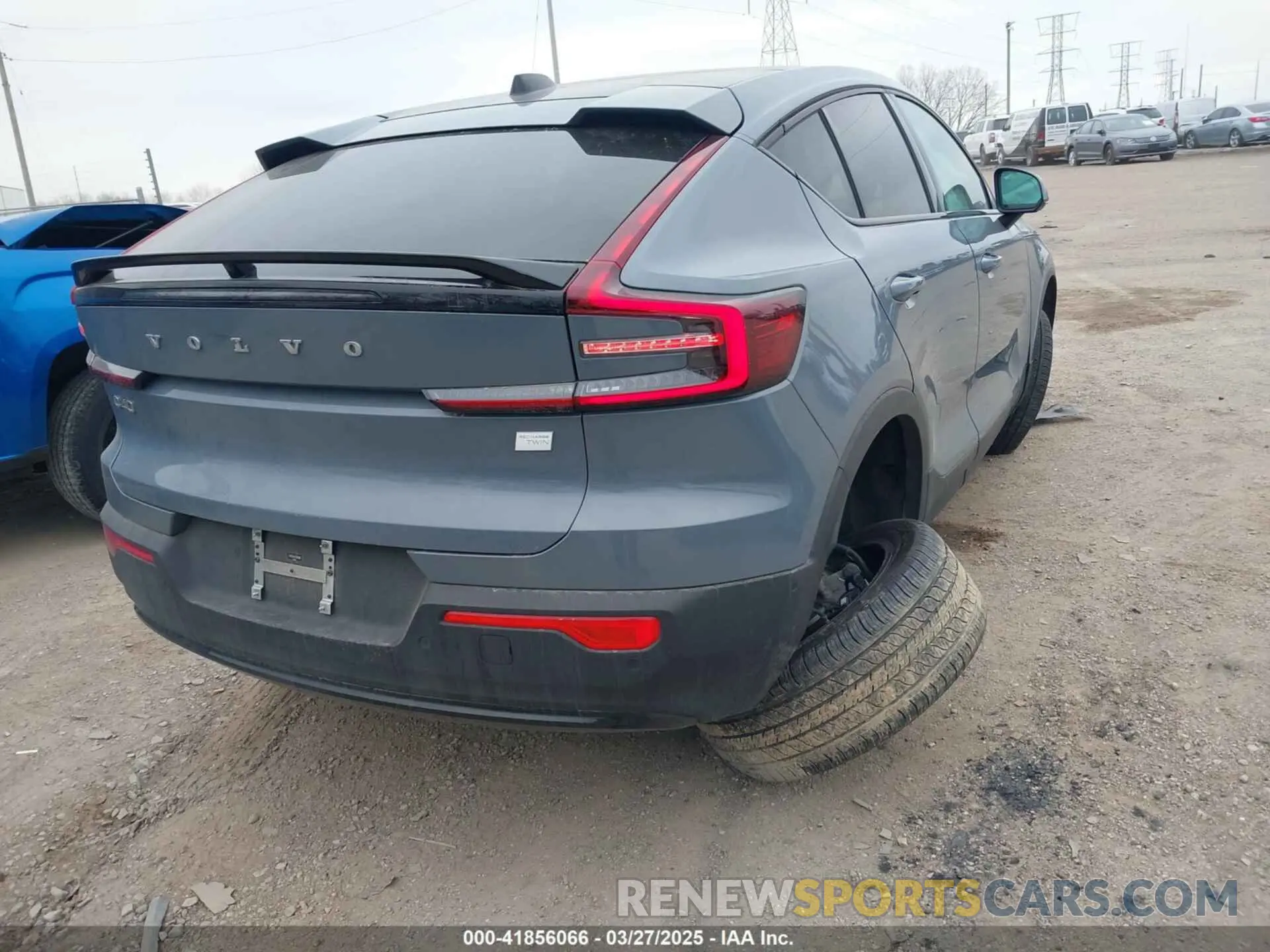 4 fotografías del automóvil dañado YV4ED3GL8P2060888 VOLVO C40 RECHARGE PURE ELECTRIC 2023
