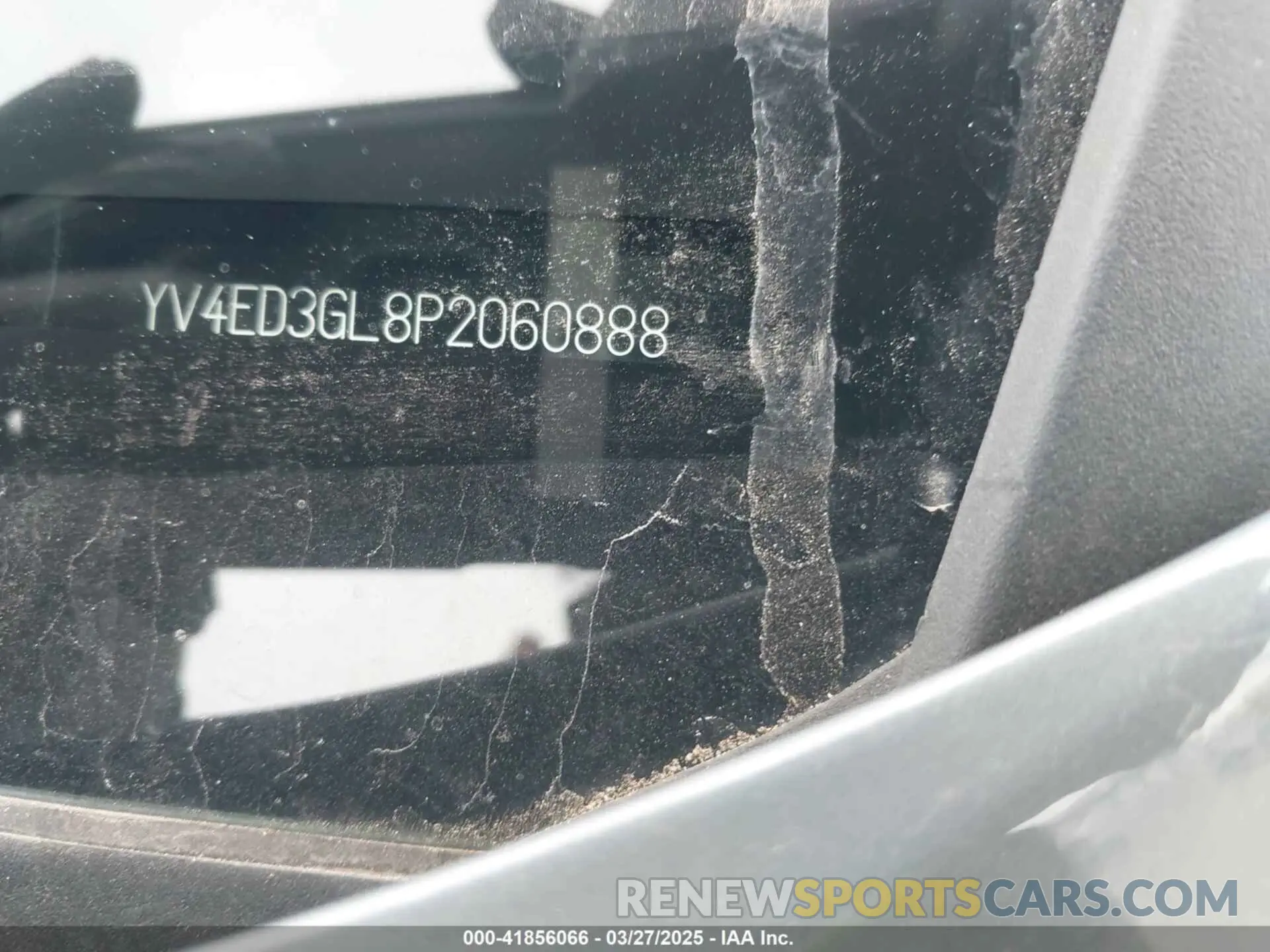 9 fotografías del automóvil dañado YV4ED3GL8P2060888 VOLVO C40 RECHARGE PURE ELECTRIC 2023