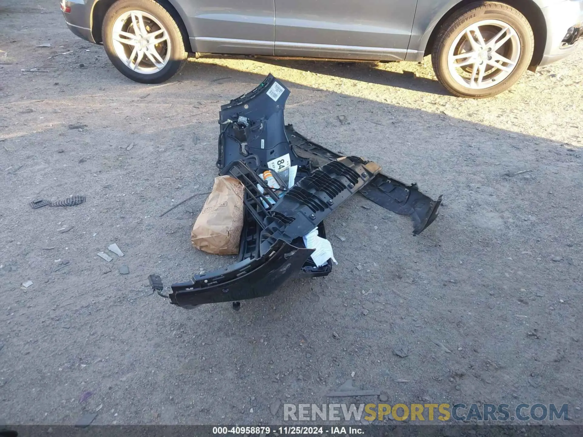 11 fotografías del automóvil dañado YV4ED3GL8P2064844 VOLVO C40 RECHARGE PURE ELECTRIC 2023