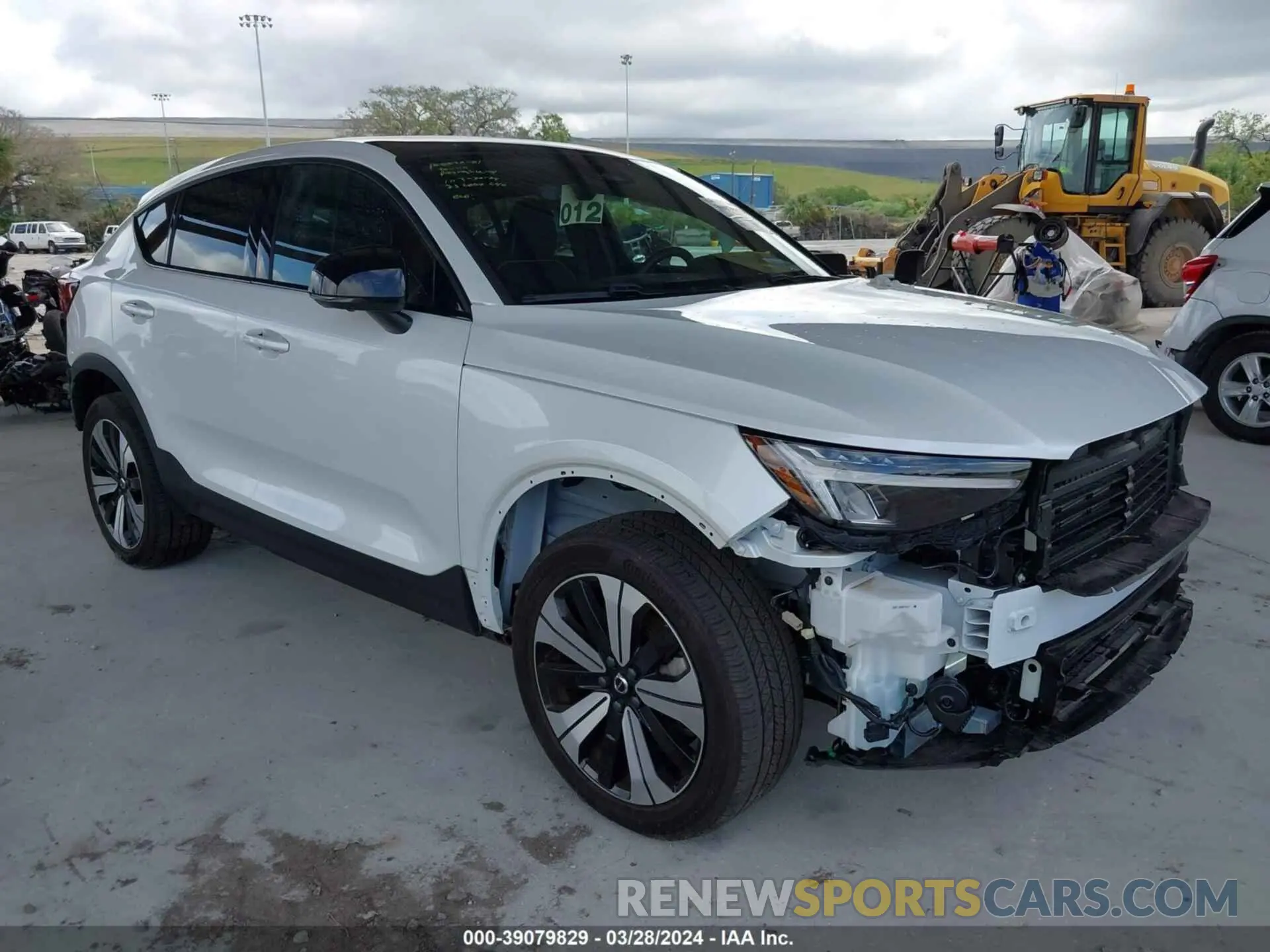 1 fotografías del automóvil dañado YV4ED3GL9P2038043 VOLVO C40 RECHARGE PURE ELECTRIC 2023