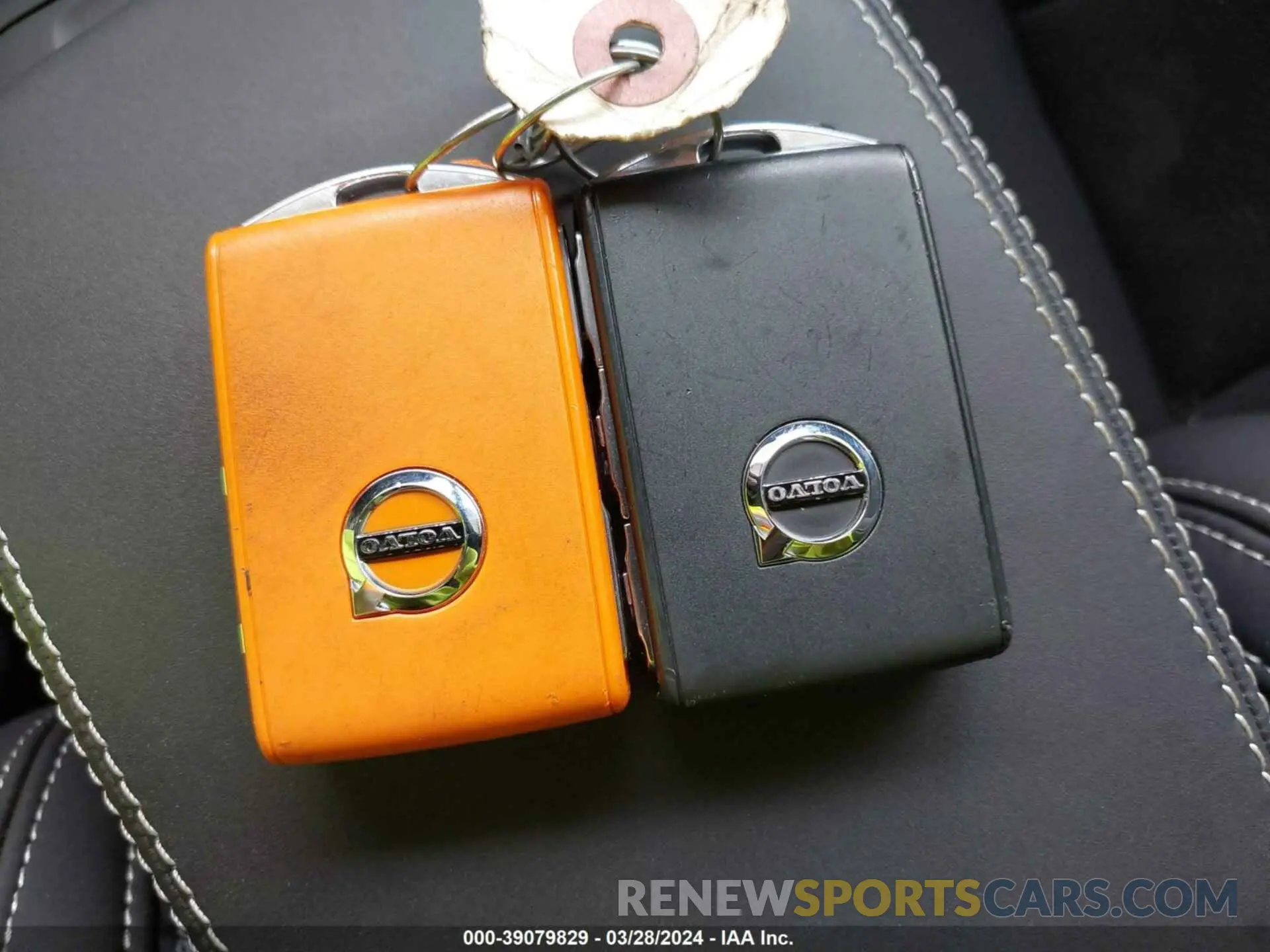 11 fotografías del automóvil dañado YV4ED3GL9P2038043 VOLVO C40 RECHARGE PURE ELECTRIC 2023